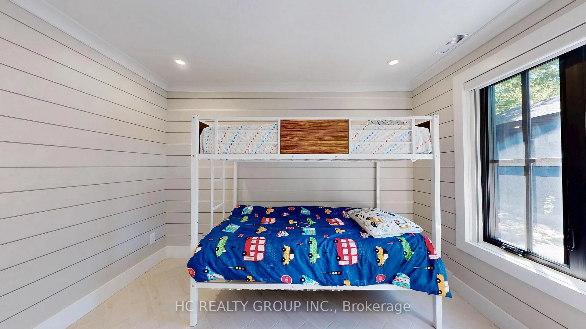 Photo 18 of 456 Silver Birch Drive, Tiny, Rural Tiny — HOMEH