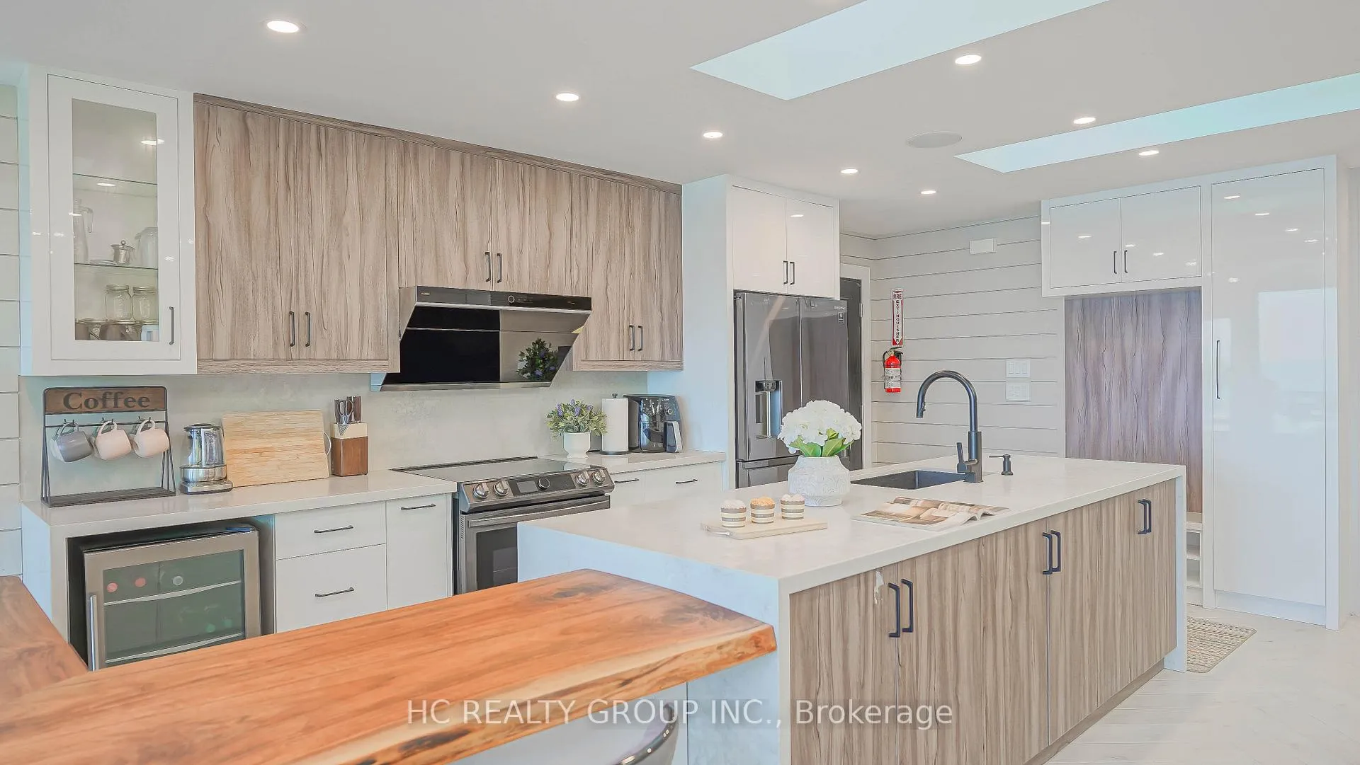 Photo 28 of 456 Silver Birch Drive, Tiny, Rural Tiny — HOMEH