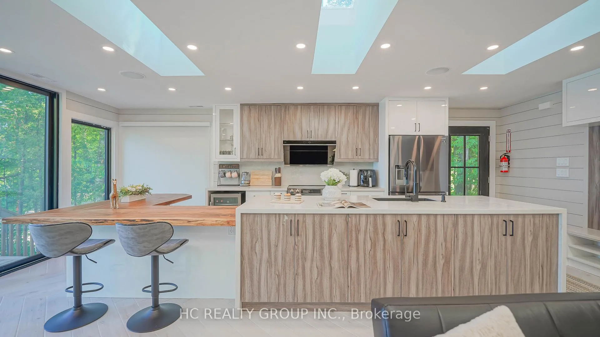 Photo 36 of 456 Silver Birch Drive, Tiny, Rural Tiny — HOMEH