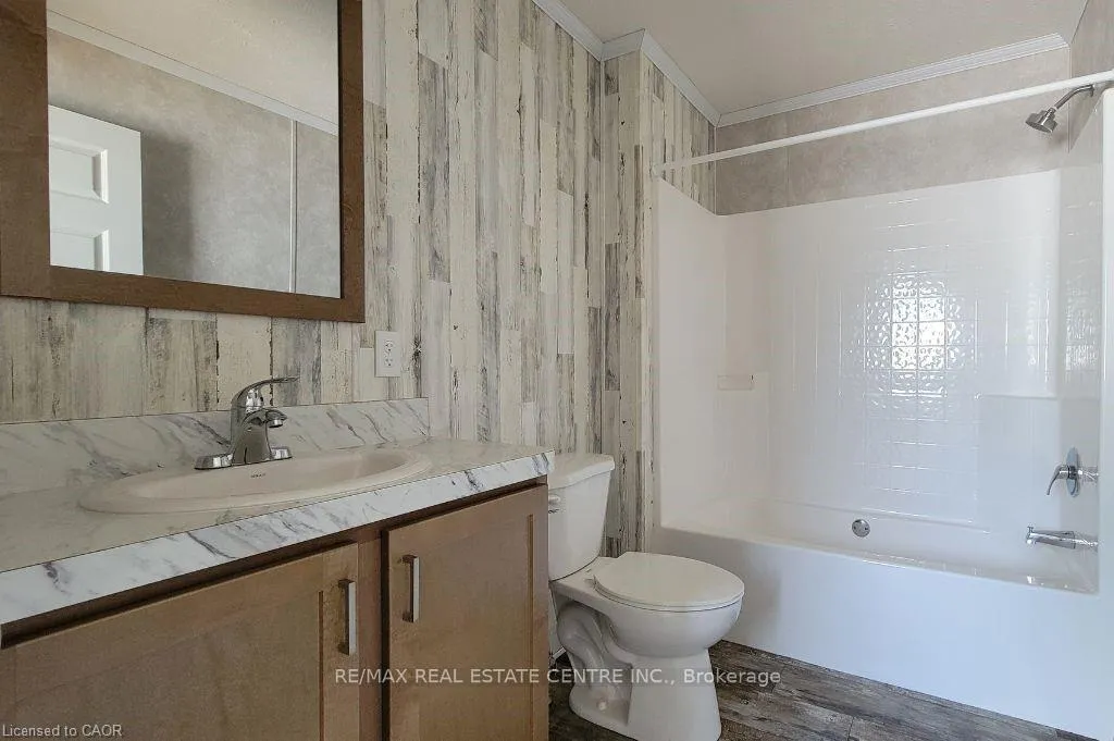 Photo 16 of 77 Park Lane, Hamilton, Rural Flamborough — HOMEH