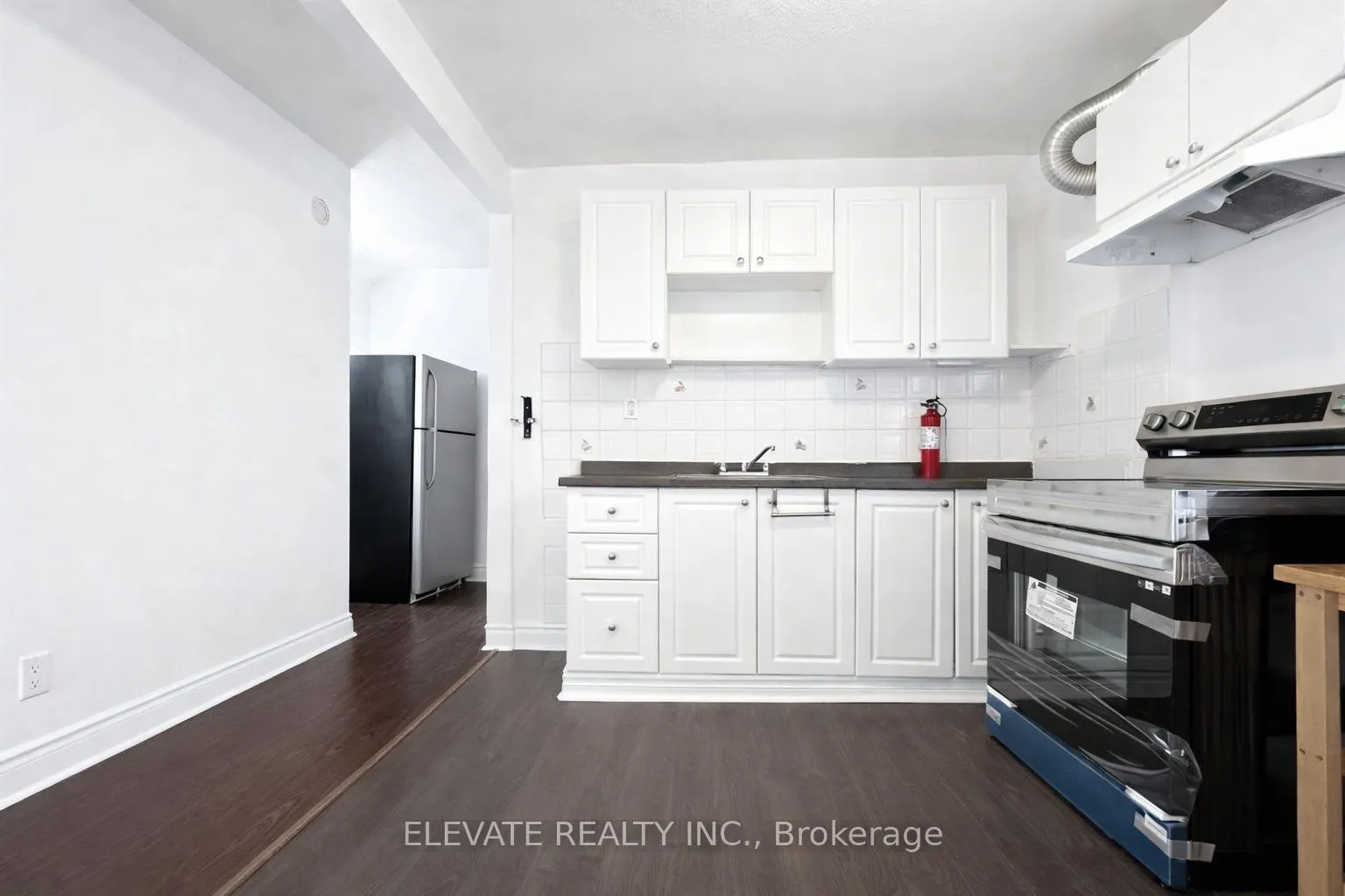 Photo 2 of Unit 2, 1908A Davenport Road, Toronto, Weston-Pellam Park — HOMEH