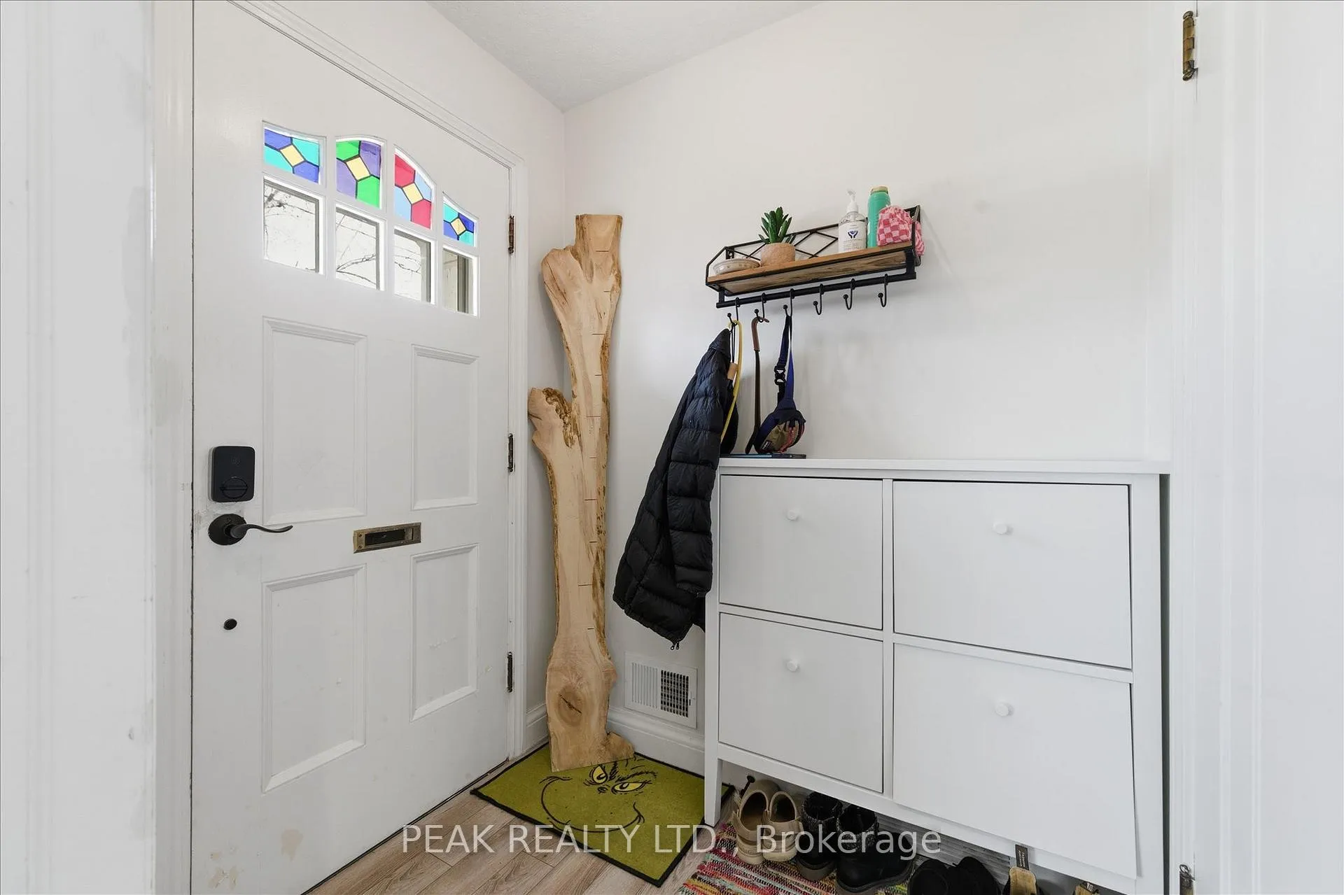 Photo 5 of 34 Scrimger Avenue, Cambridge — HOMEH