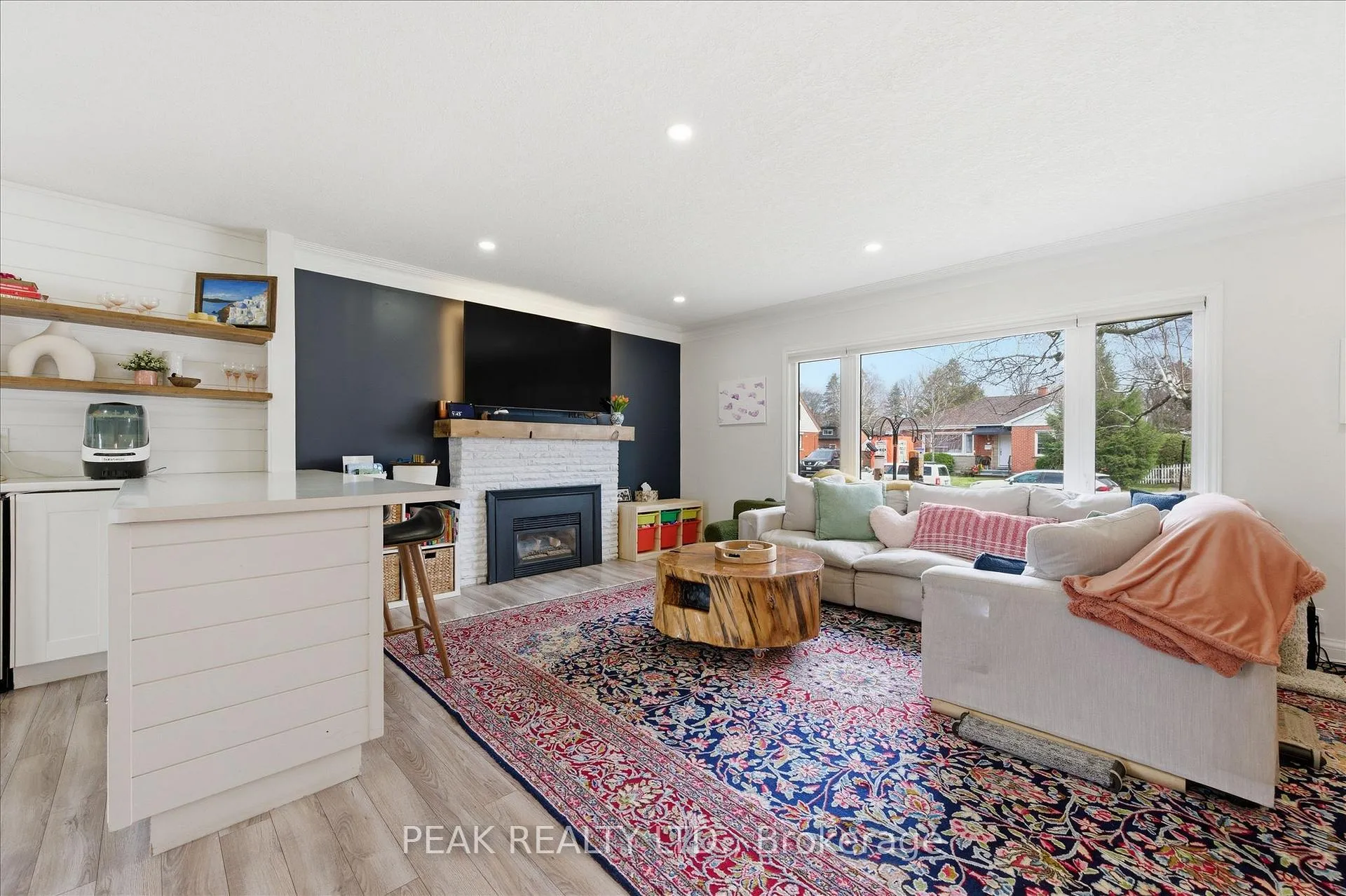 Photo 8 of 34 Scrimger Avenue, Cambridge — HOMEH