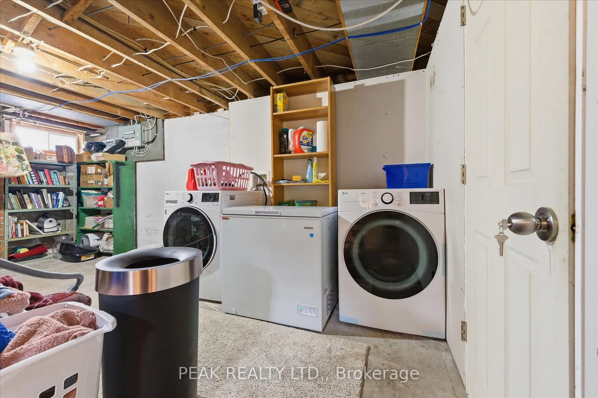Photo 32 of 34 Scrimger Avenue, Cambridge — HOMEH