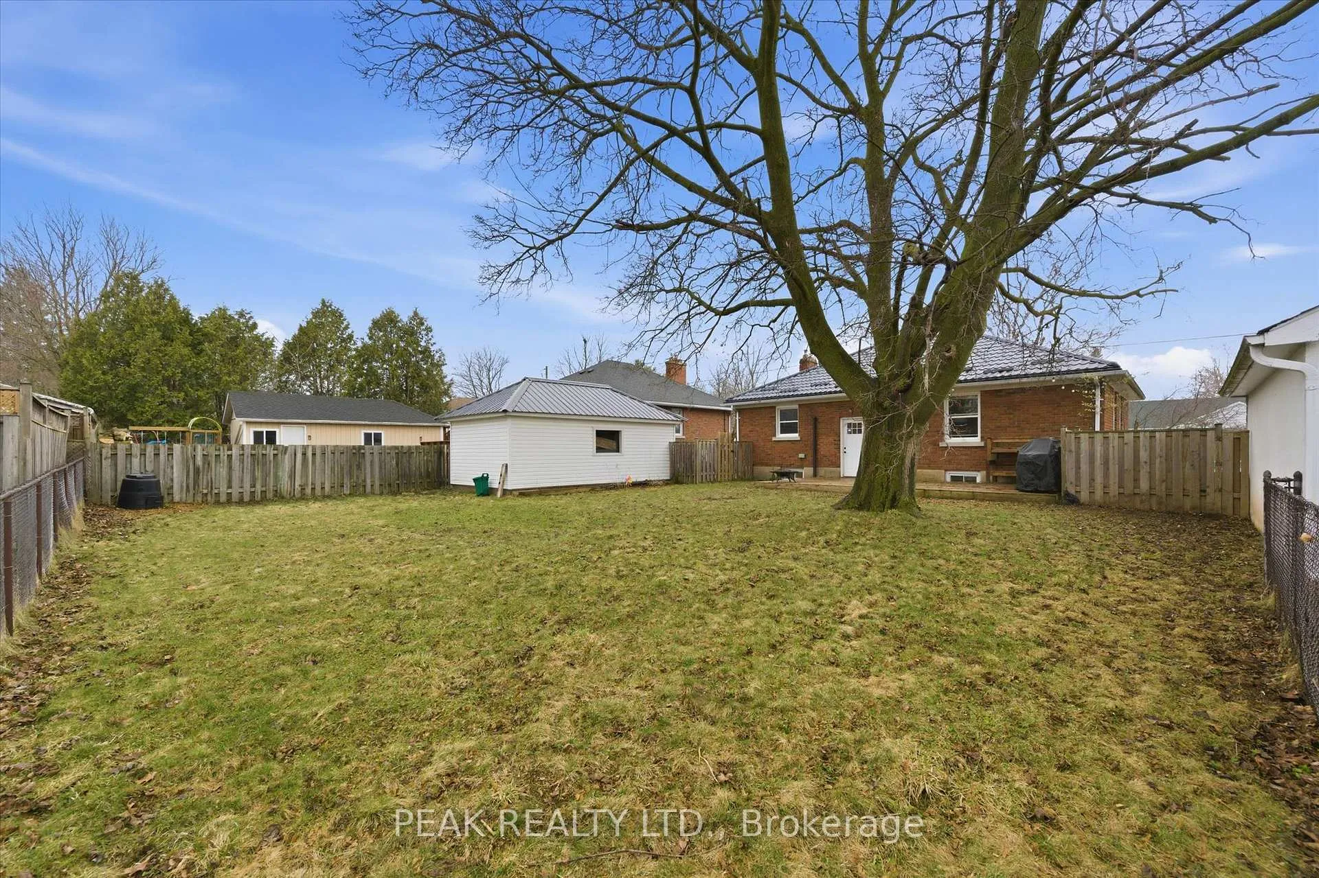 Photo 35 of 34 Scrimger Avenue, Cambridge — HOMEH