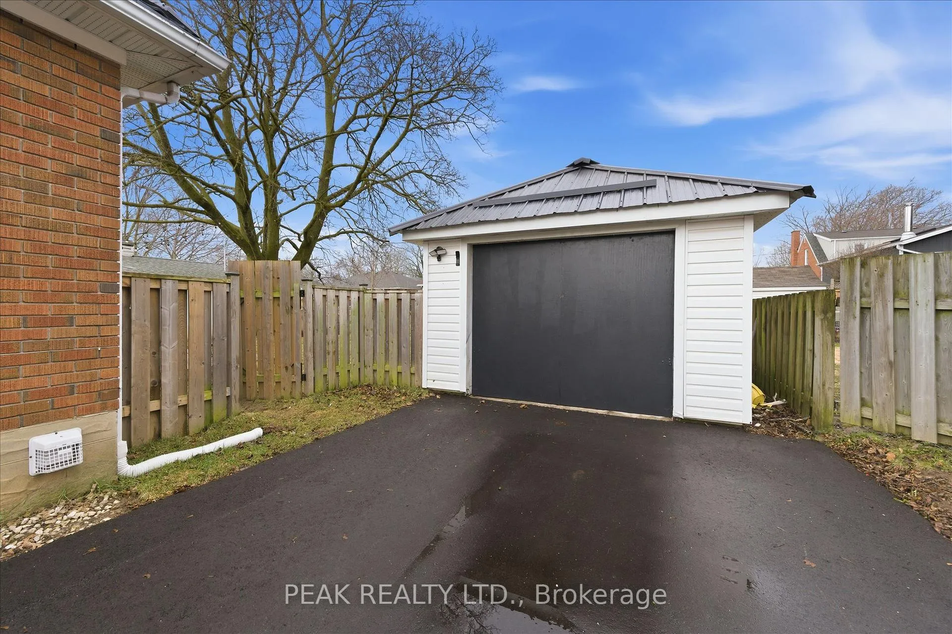 Photo 39 of 34 Scrimger Avenue, Cambridge — HOMEH