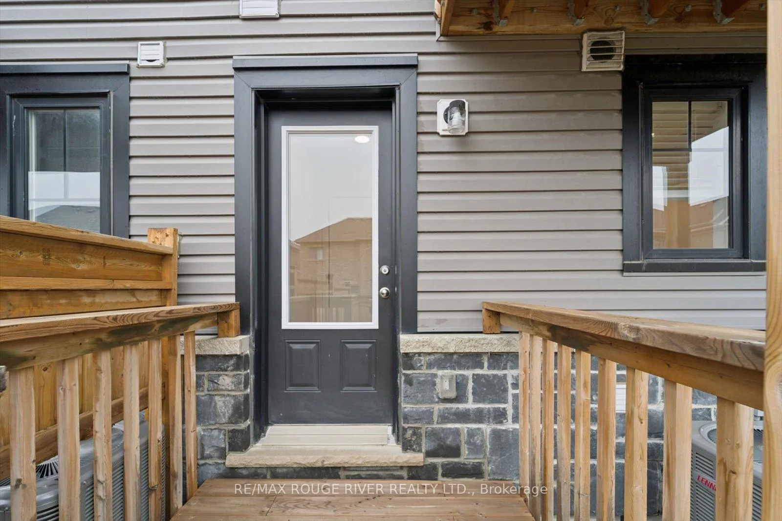 Photo 32 of 79 Bavin Street, Clarington, Bowmanville — HOMEH