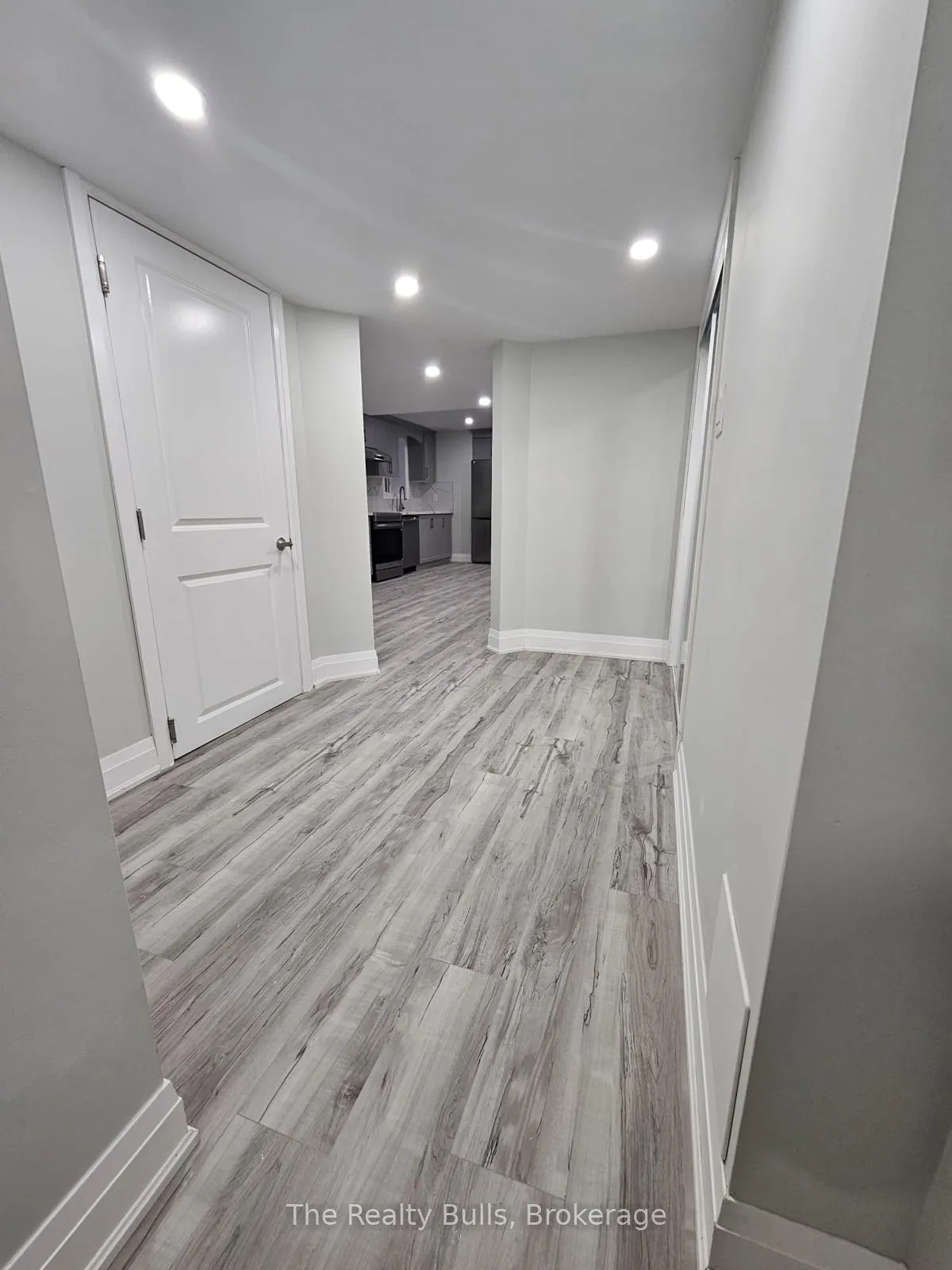 Photo 9 of Unit Basement, 1869 Narcissus Gardens, Pickering, Rural Pickering — HOMEH