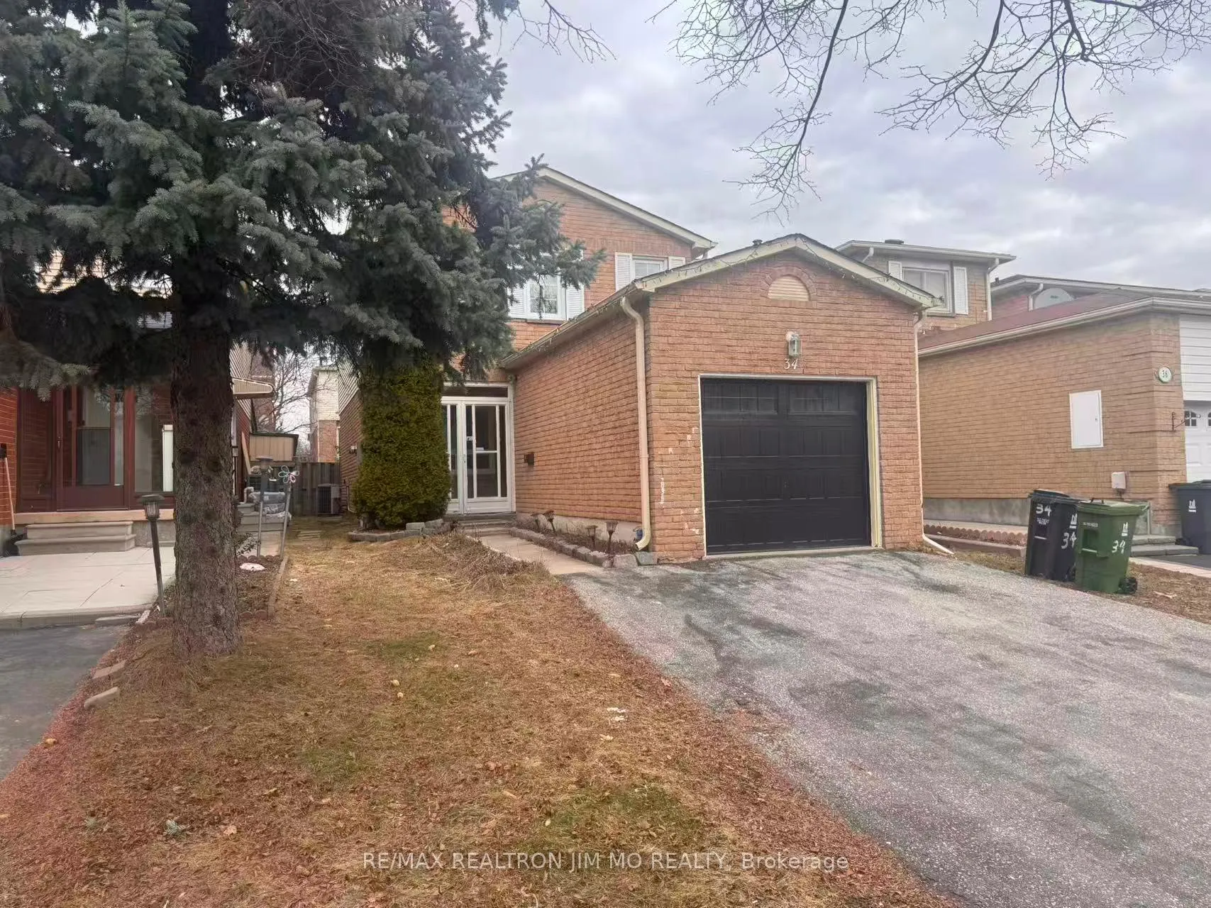 Photo 2 of 34 Ponymill Drive, Scarborough, Milliken — HOMEH