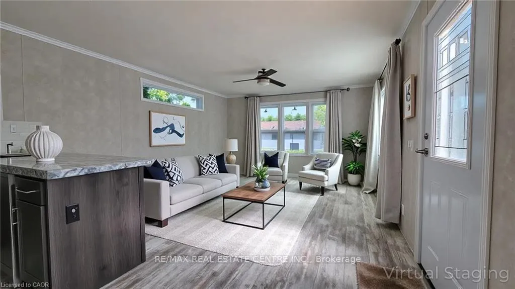 Photo 7 of 24 MacPherson Crescent, Hamilton, Rural Flamborough — HOMEH