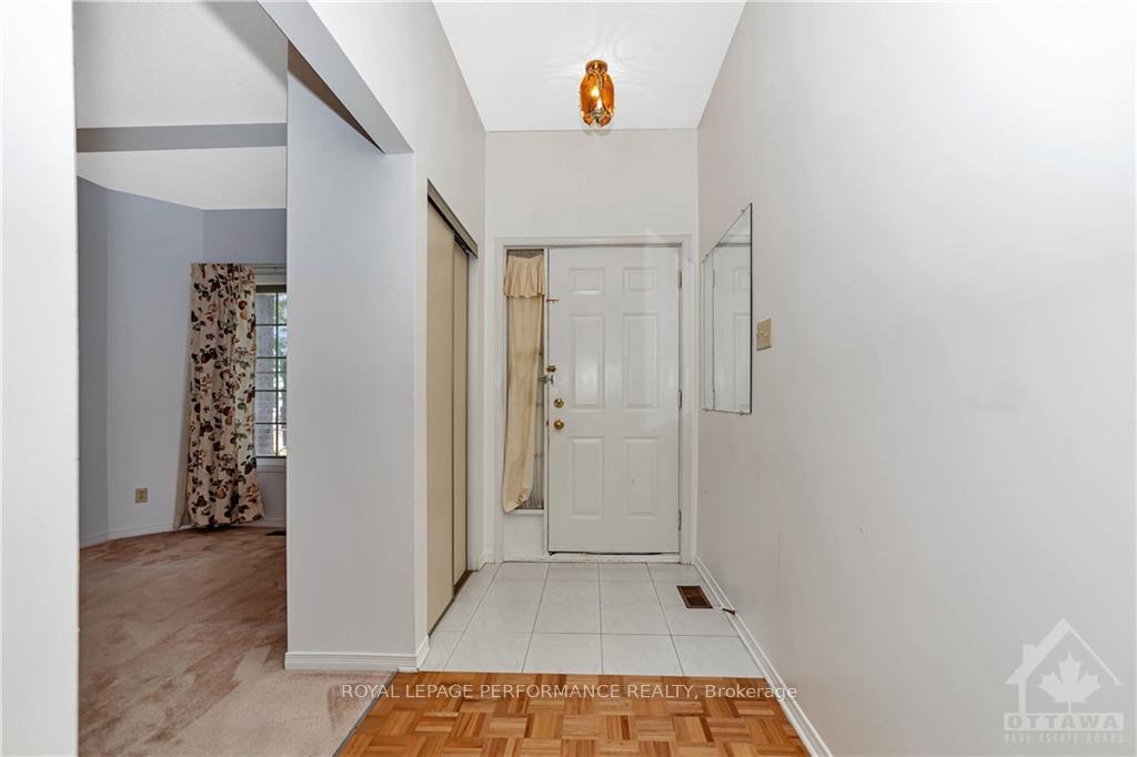 Photo 3 of 1353 Paardeburgh Avenue, Ottawa, Ellwood — HOMEH