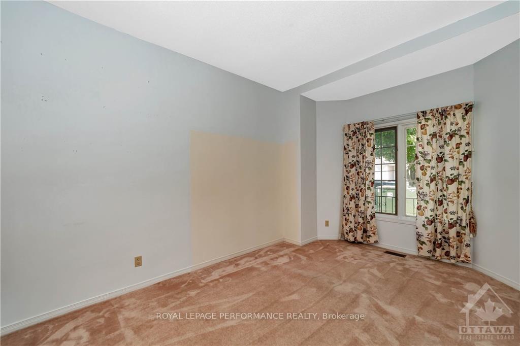 Photo 6 of 1353 Paardeburgh Avenue, Ottawa, Ellwood — HOMEH