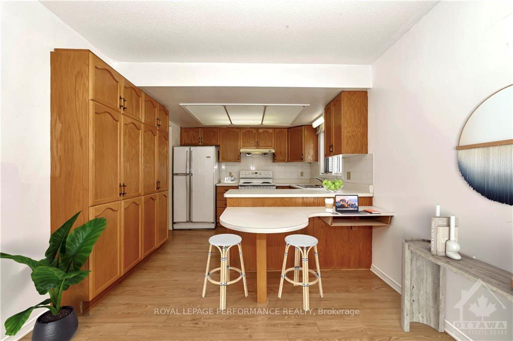 Photo 9 of 1353 Paardeburgh Avenue, Ottawa, Ellwood — HOMEH