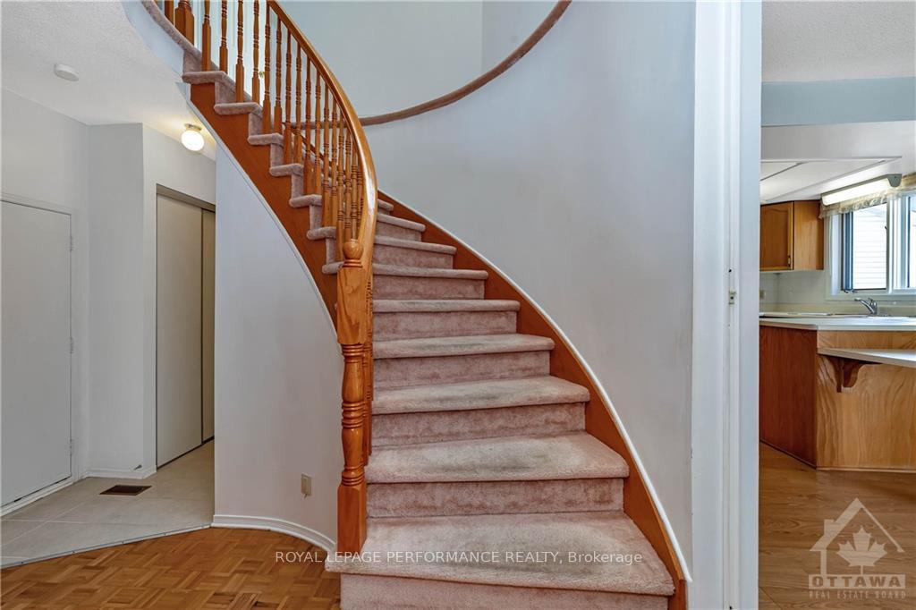 Photo 15 of 1353 Paardeburgh Avenue, Ottawa, Ellwood — HOMEH