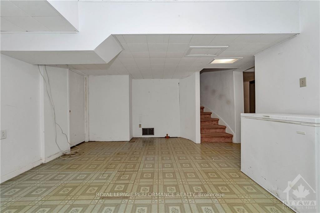 Photo 26 of 1353 Paardeburgh Avenue, Ottawa, Ellwood — HOMEH