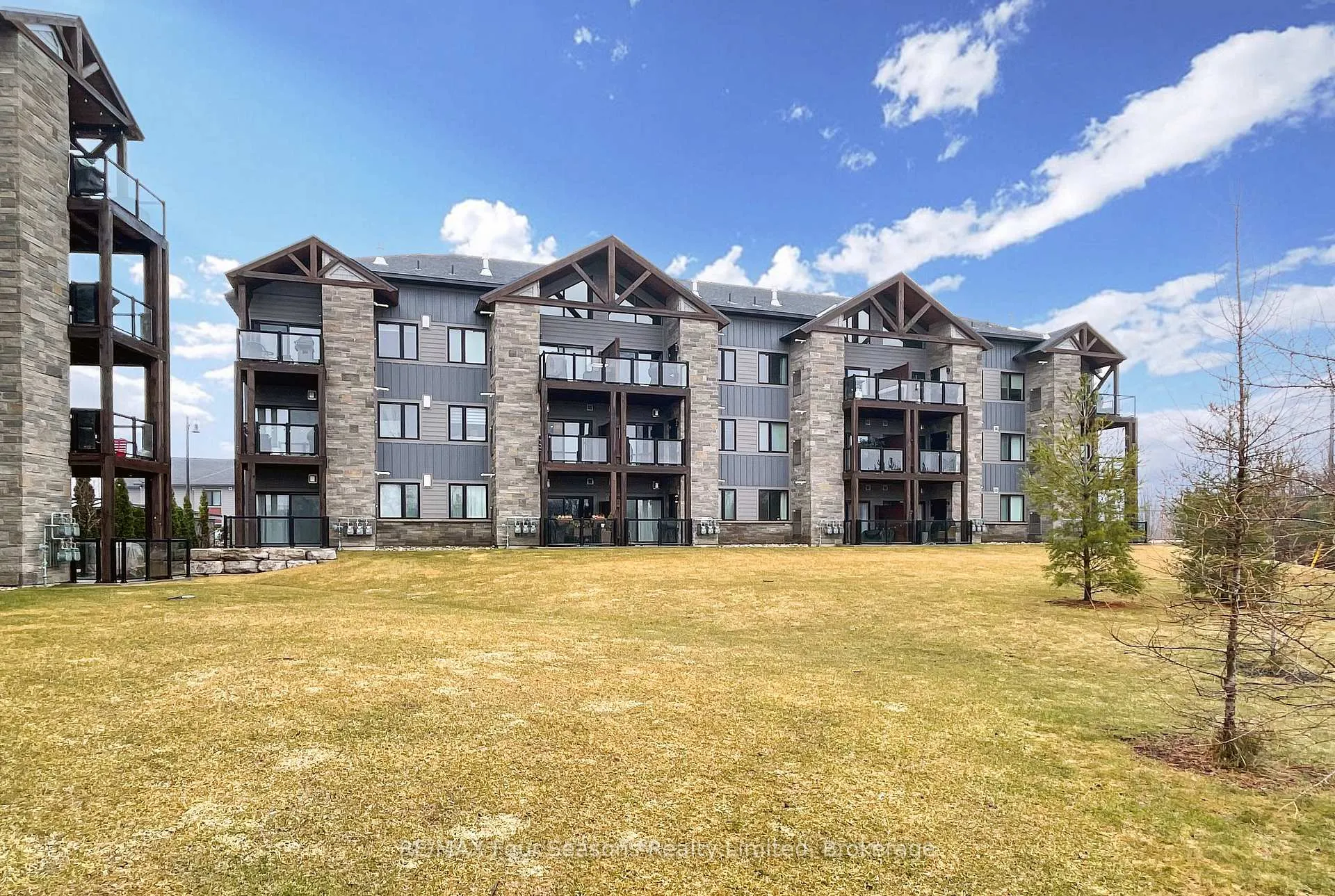 Photo 3 of Unit 107, 12 Beausoleil Lane, Blue Mountains — HOMEH