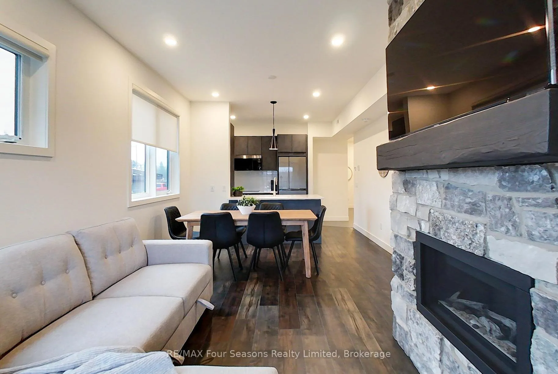 Photo 14 of Unit 107, 12 Beausoleil Lane, Blue Mountains — HOMEH