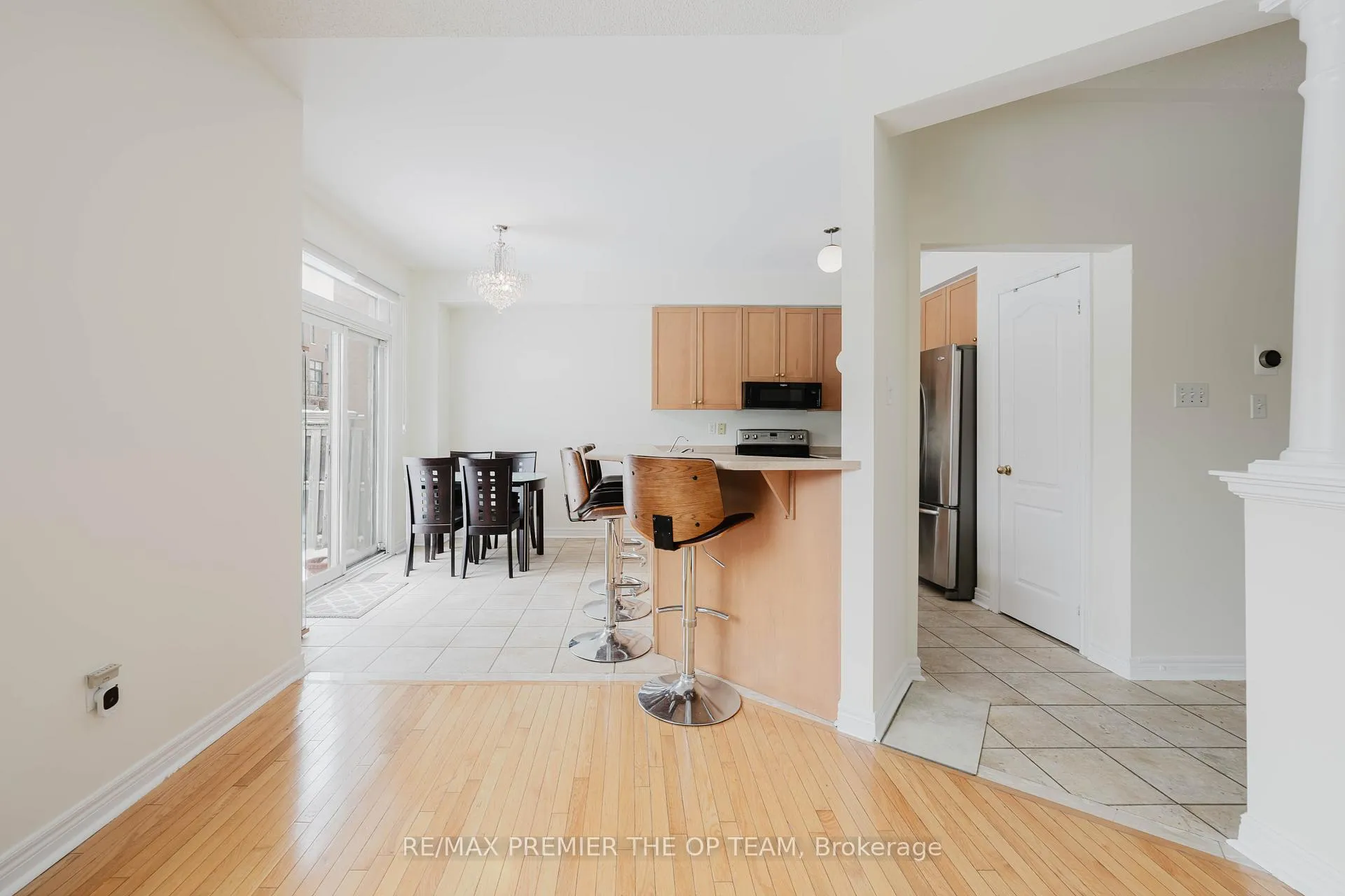 Photo 18 of 56 Wildberry Crescent, Vaughan, Vellore Village — HOMEH