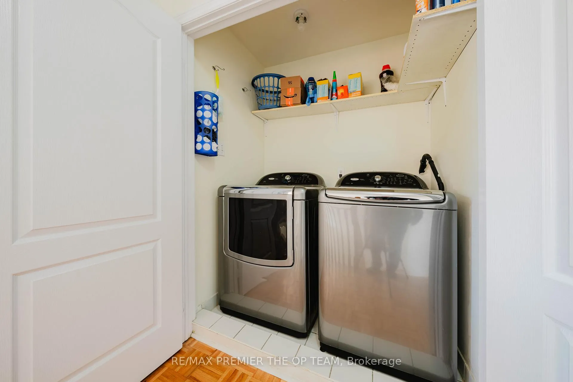 Photo 23 of 56 Wildberry Crescent, Vaughan, Vellore Village — HOMEH
