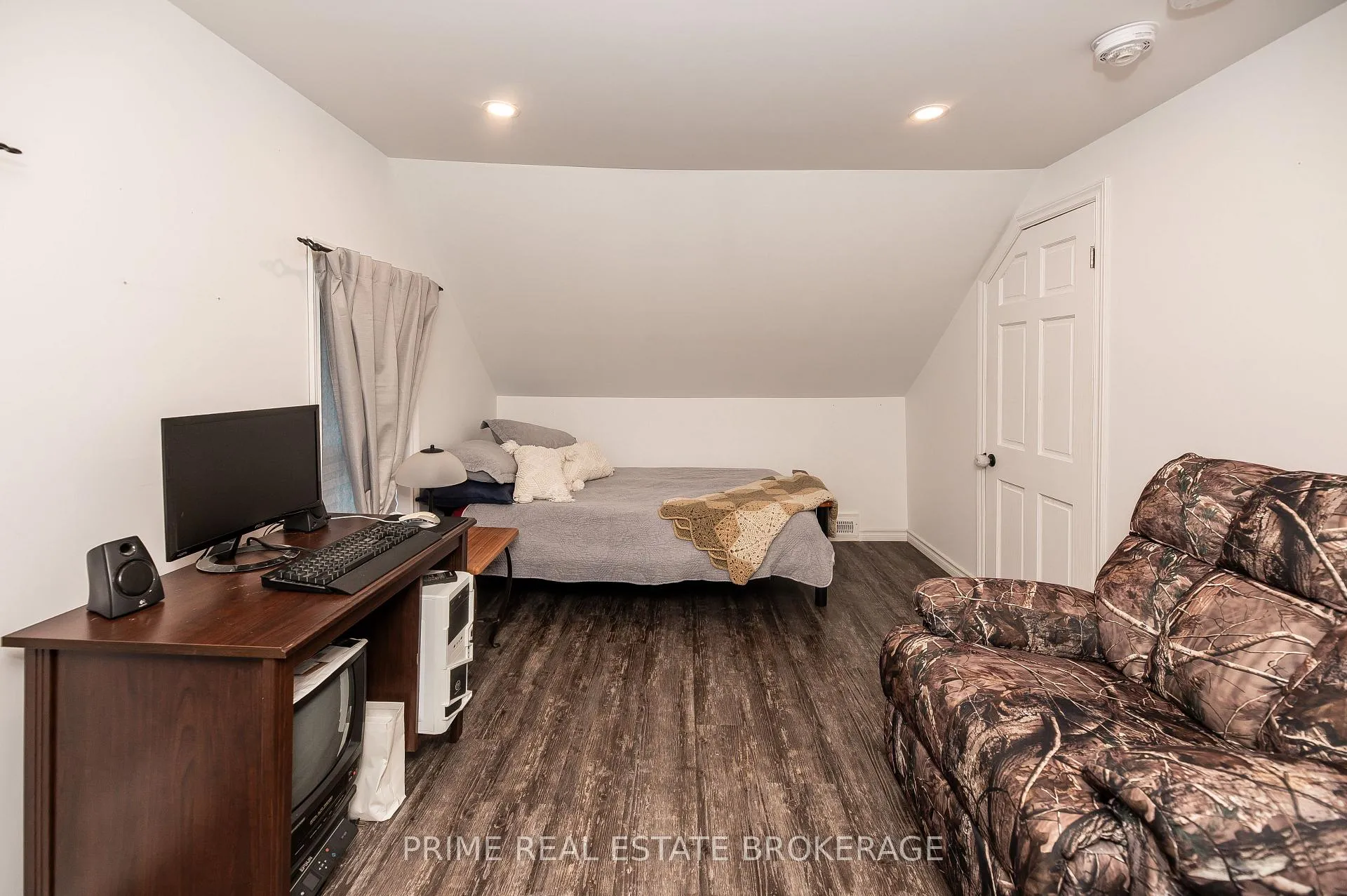 Photo 28 of 166 Maple Street, West Elgin, West Lorne — HOMEH