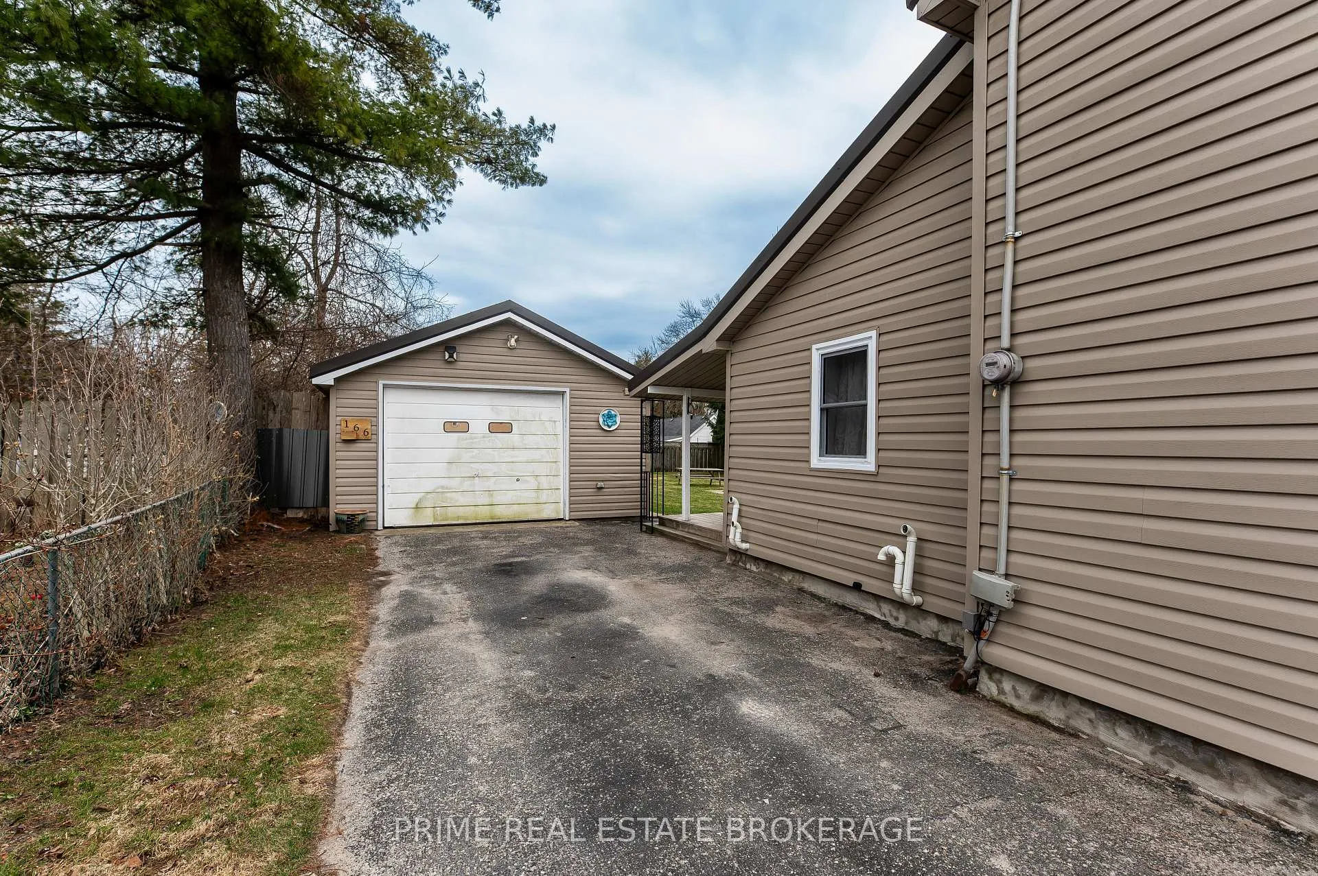 Photo 43 of 166 Maple Street, West Elgin, West Lorne — HOMEH