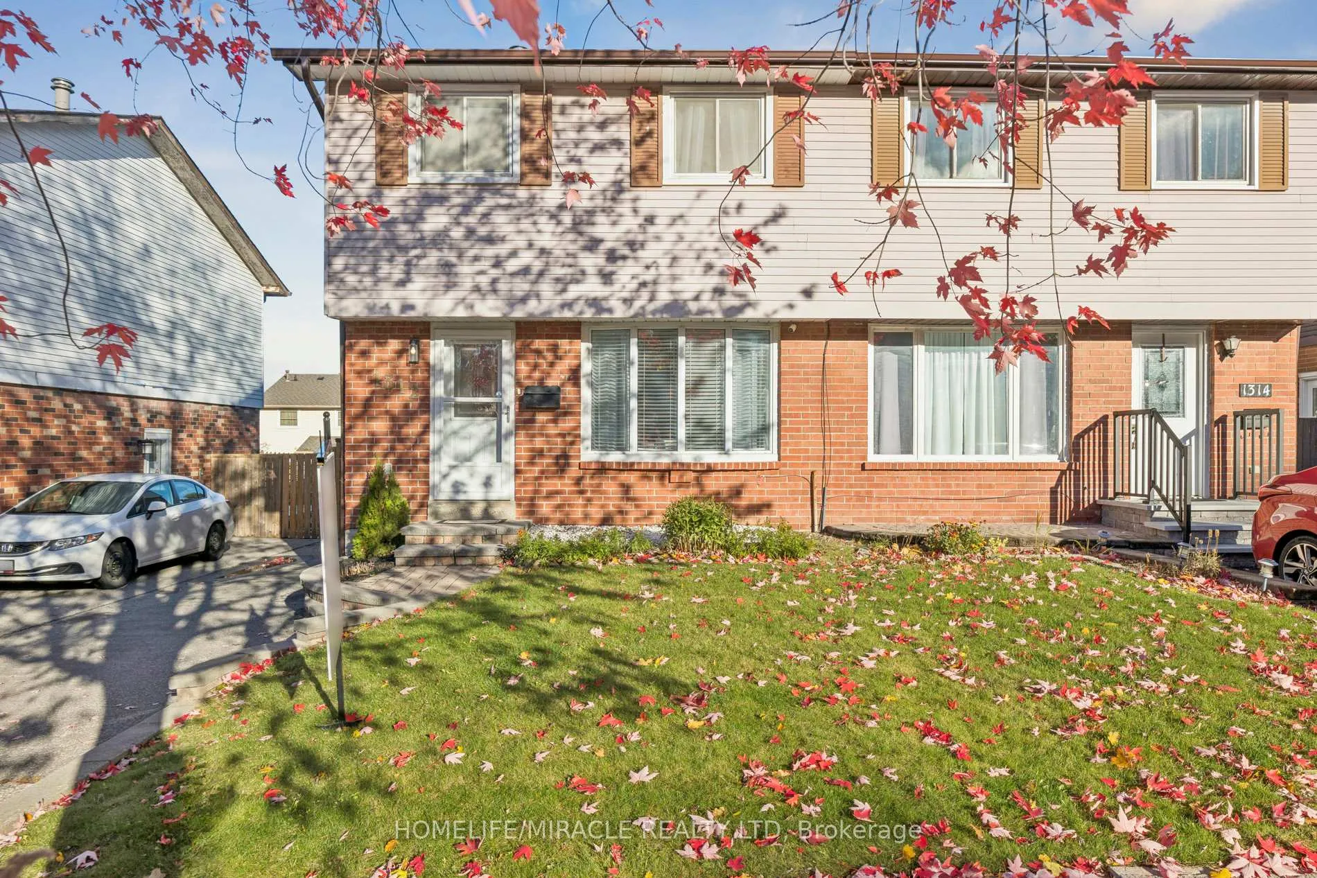 Photo 1 of 1312 Cherrydown Drive, Oshawa, Donevan — HOMEH
