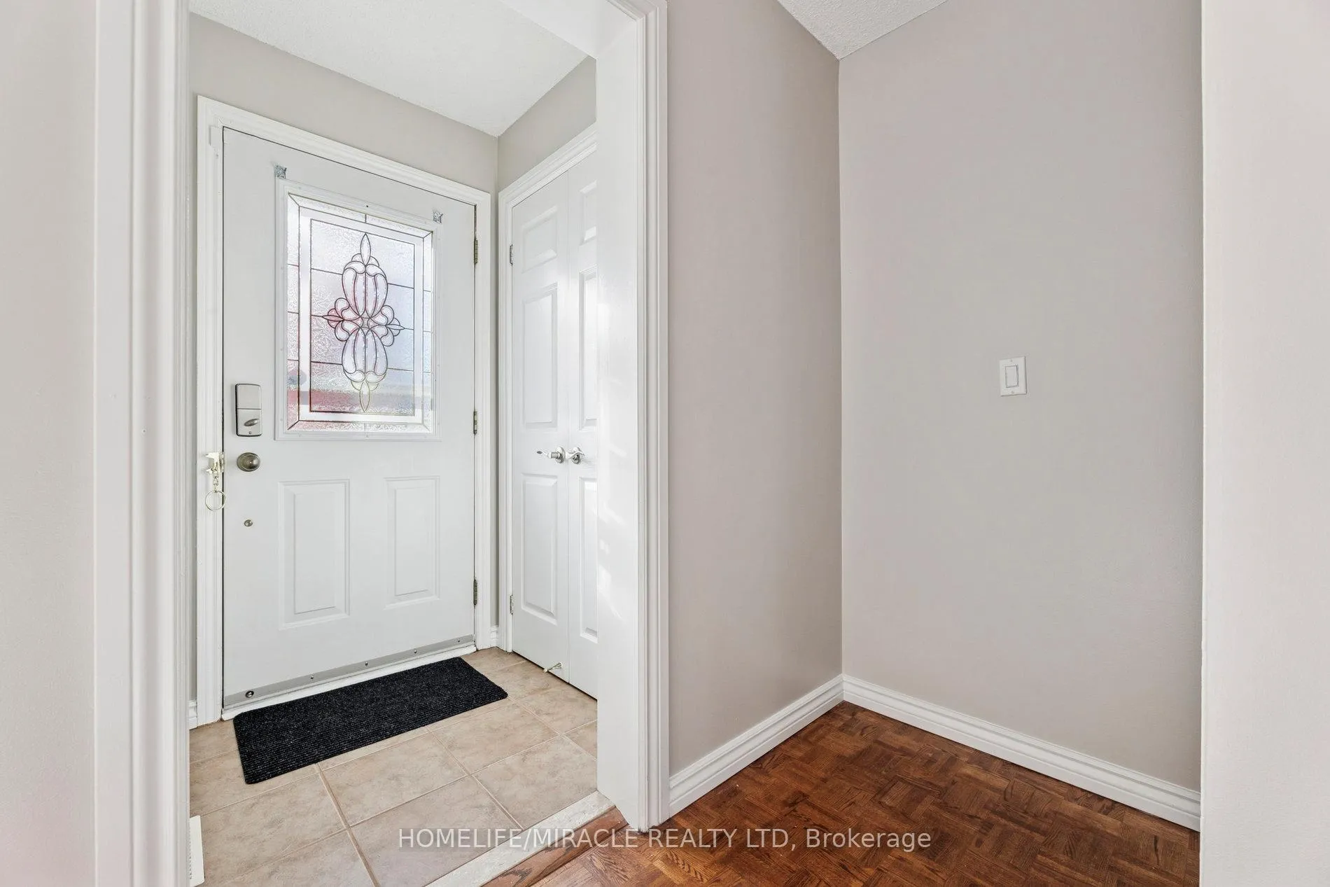 Photo 7 of 1312 Cherrydown Drive, Oshawa, Donevan — HOMEH