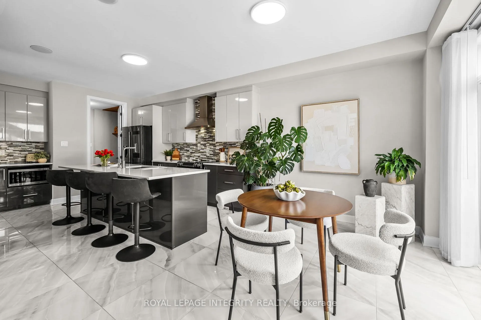 Photo 14 of 68 Malachigan Crescent, Ottawa, Avalon West — HOMEH