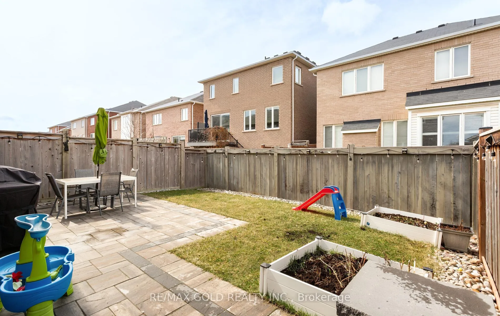 Photo 48 of 299 Gooding Crescent, Milton, Ford — HOMEH