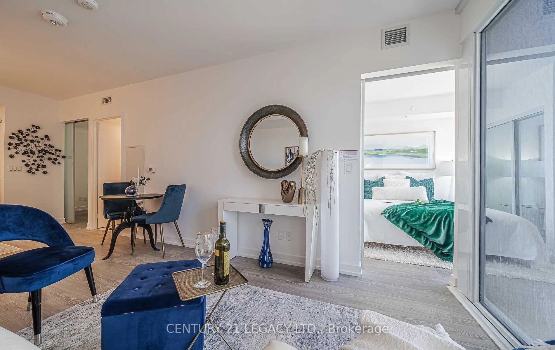 Photo 7 of Unit 2302, 19 Western Battery Road, Toronto, Niagara — HOMEH