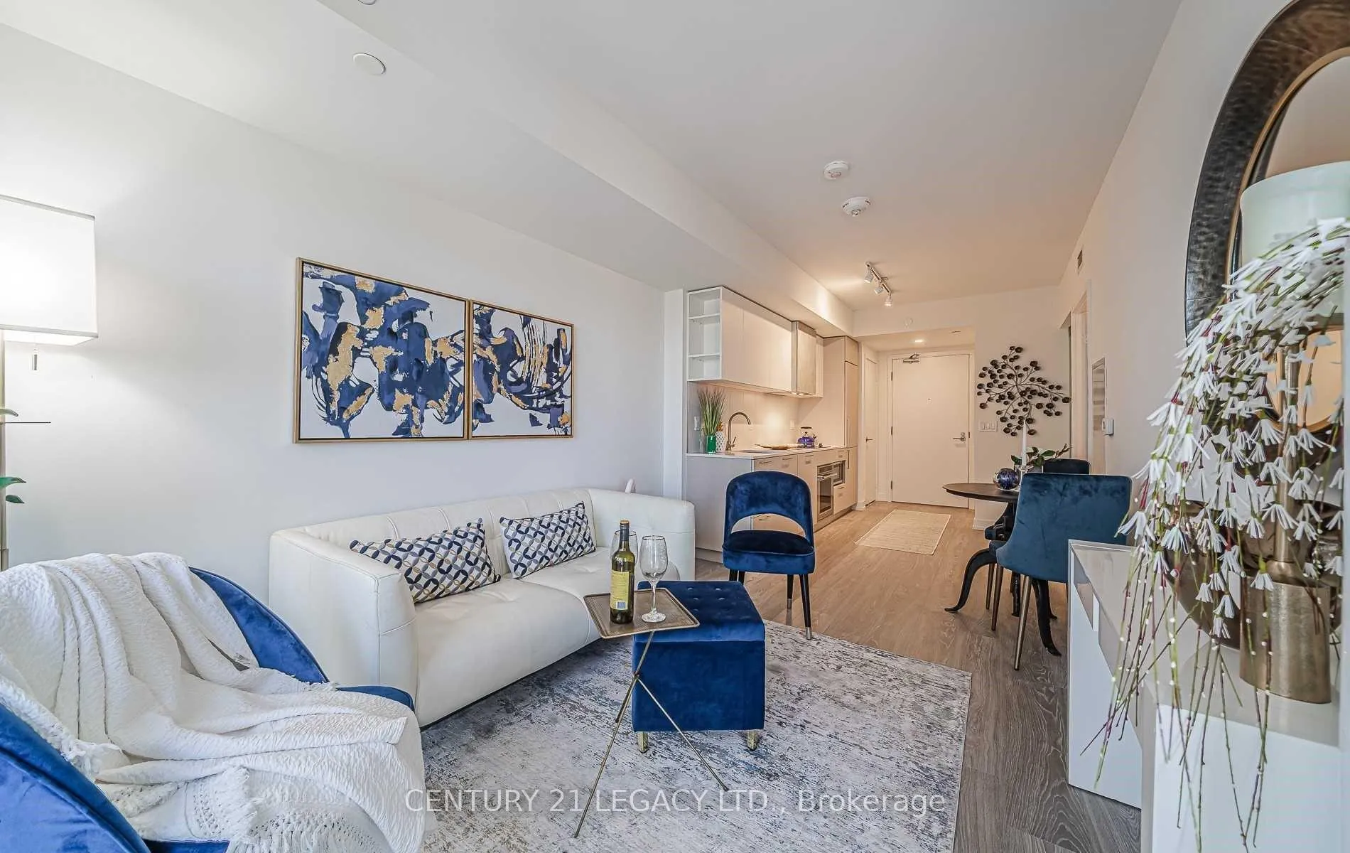 Photo 8 of Unit 2302, 19 Western Battery Road, Toronto, Niagara — HOMEH