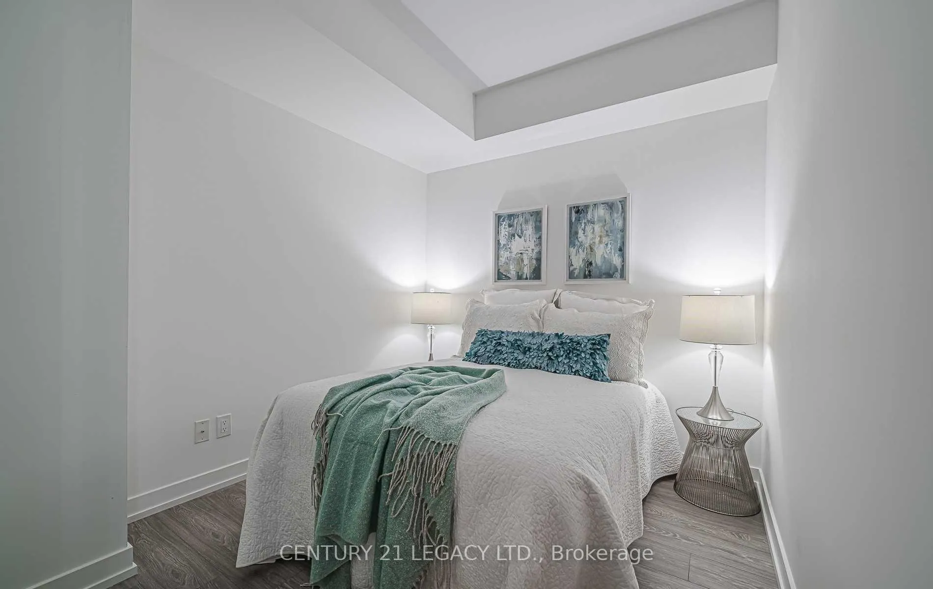 Photo 12 of Unit 2302, 19 Western Battery Road, Toronto, Niagara — HOMEH