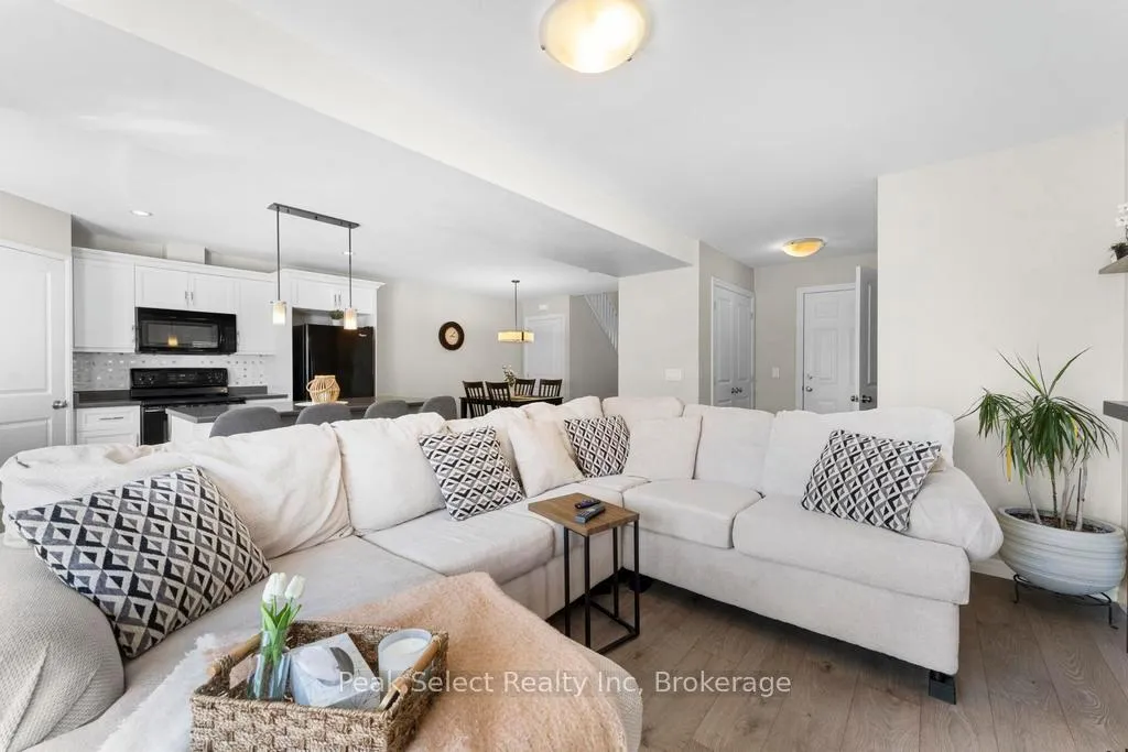 Photo 16 of 112 Edison Street, St. Marys — HOMEH