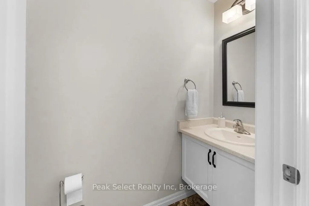 Photo 17 of 112 Edison Street, St. Marys — HOMEH