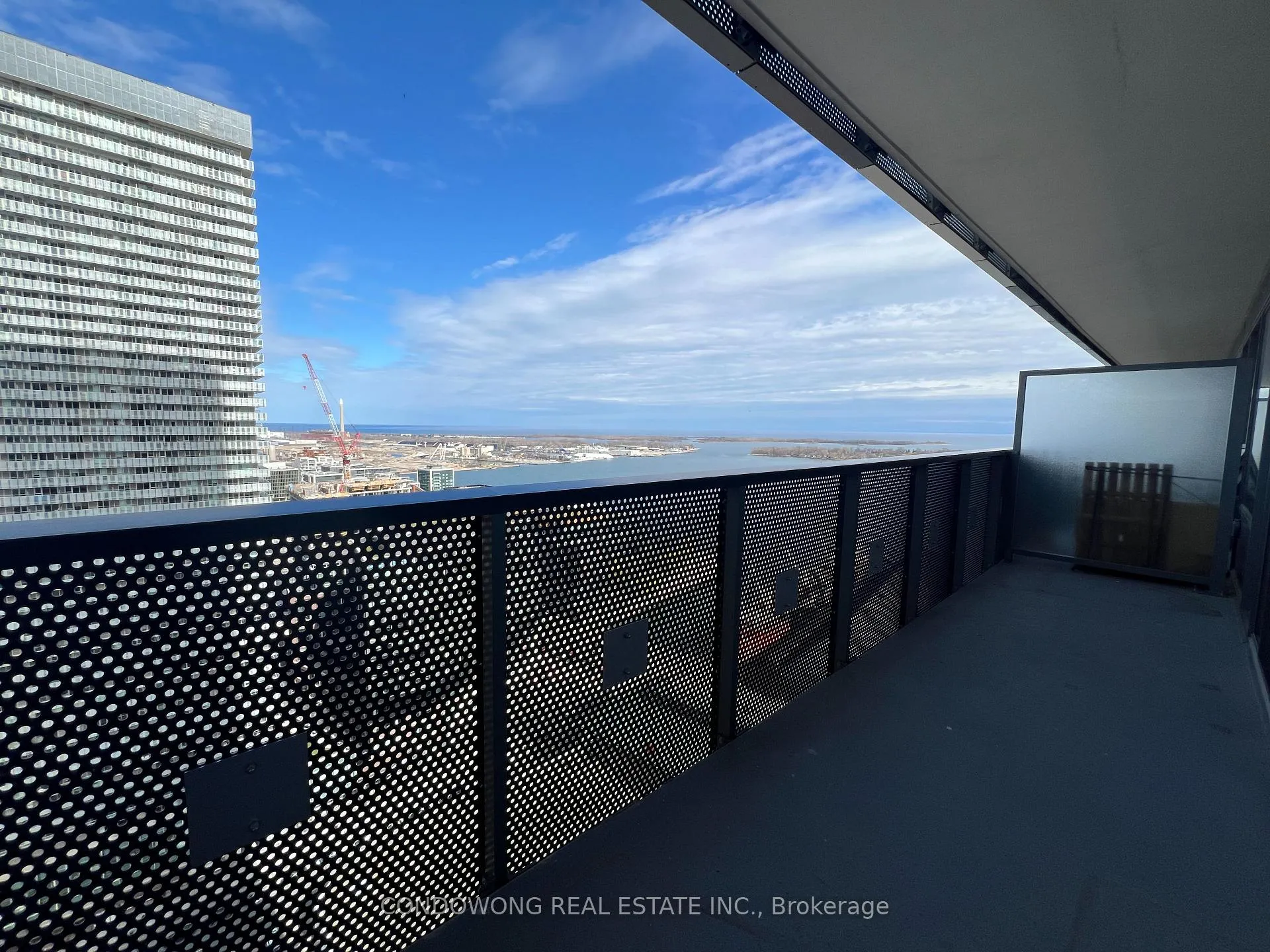 Photo 10 of Unit 3505, 138 Downes Street, Toronto, Waterfront Communities — HOMEH