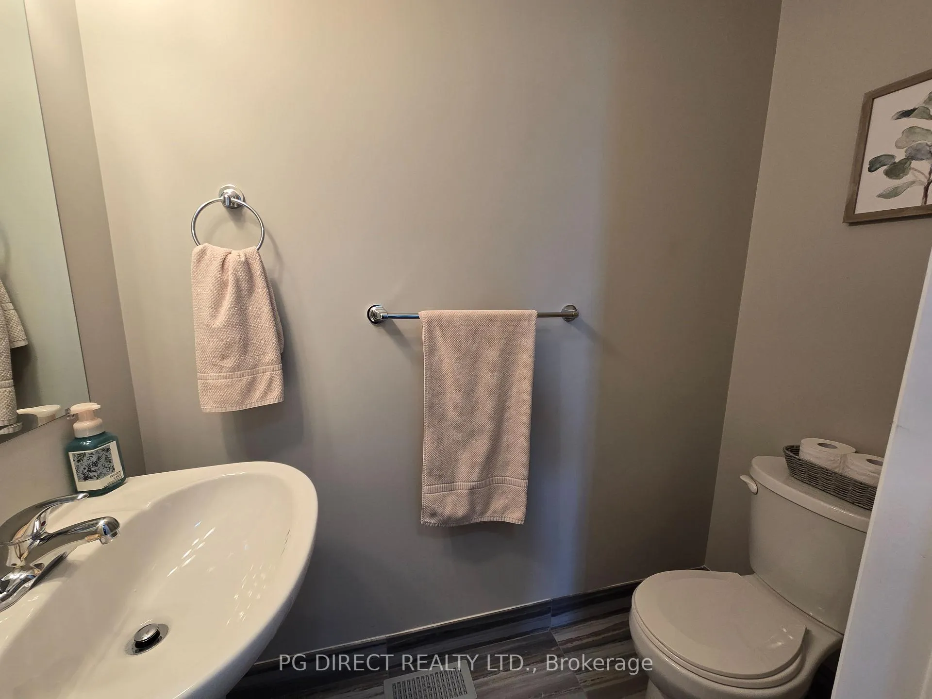 Photo 10 of 955 Blossom Street, Kingston, City Northwest — HOMEH