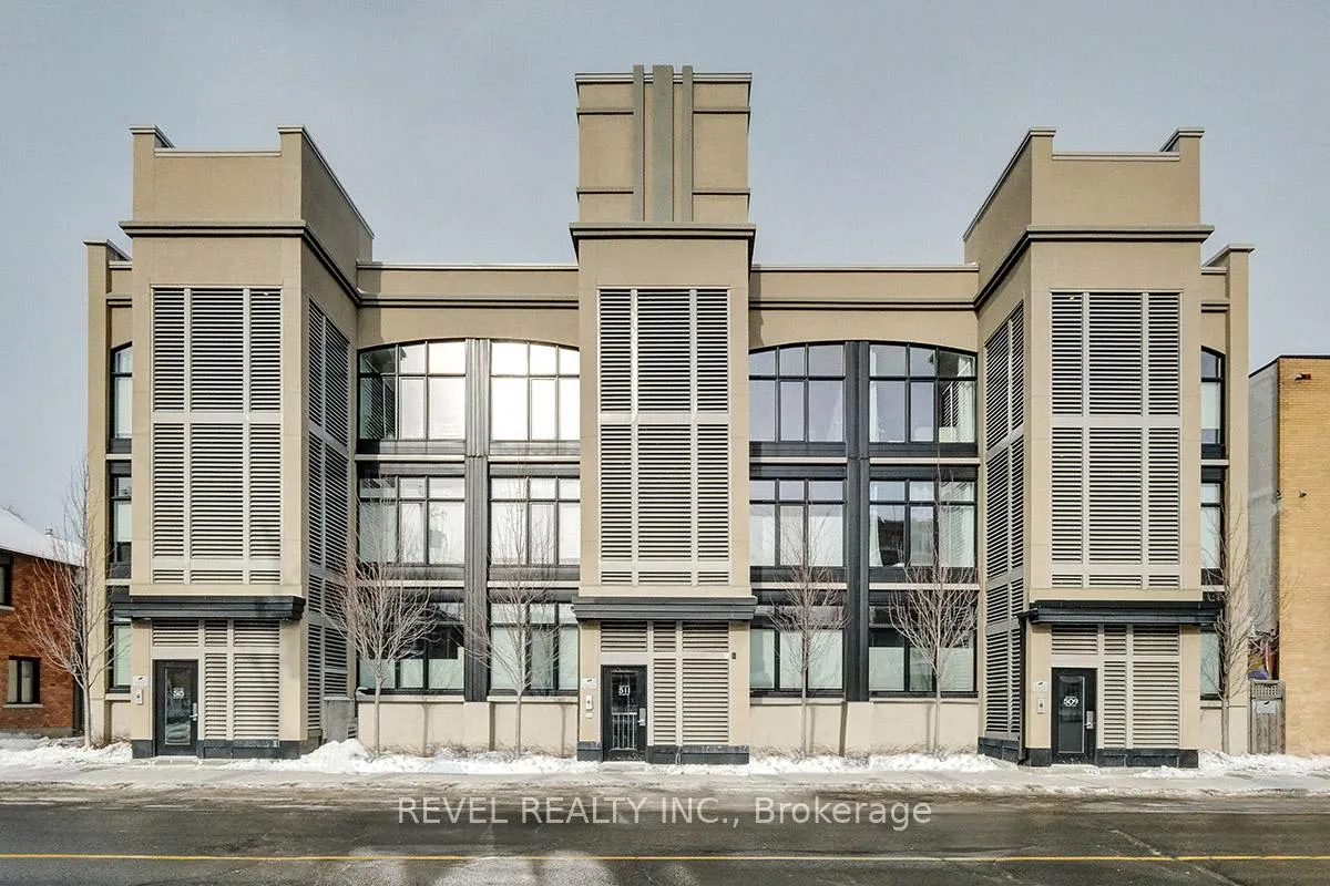 Front of Unit 4, 509 Gladstone Avenue