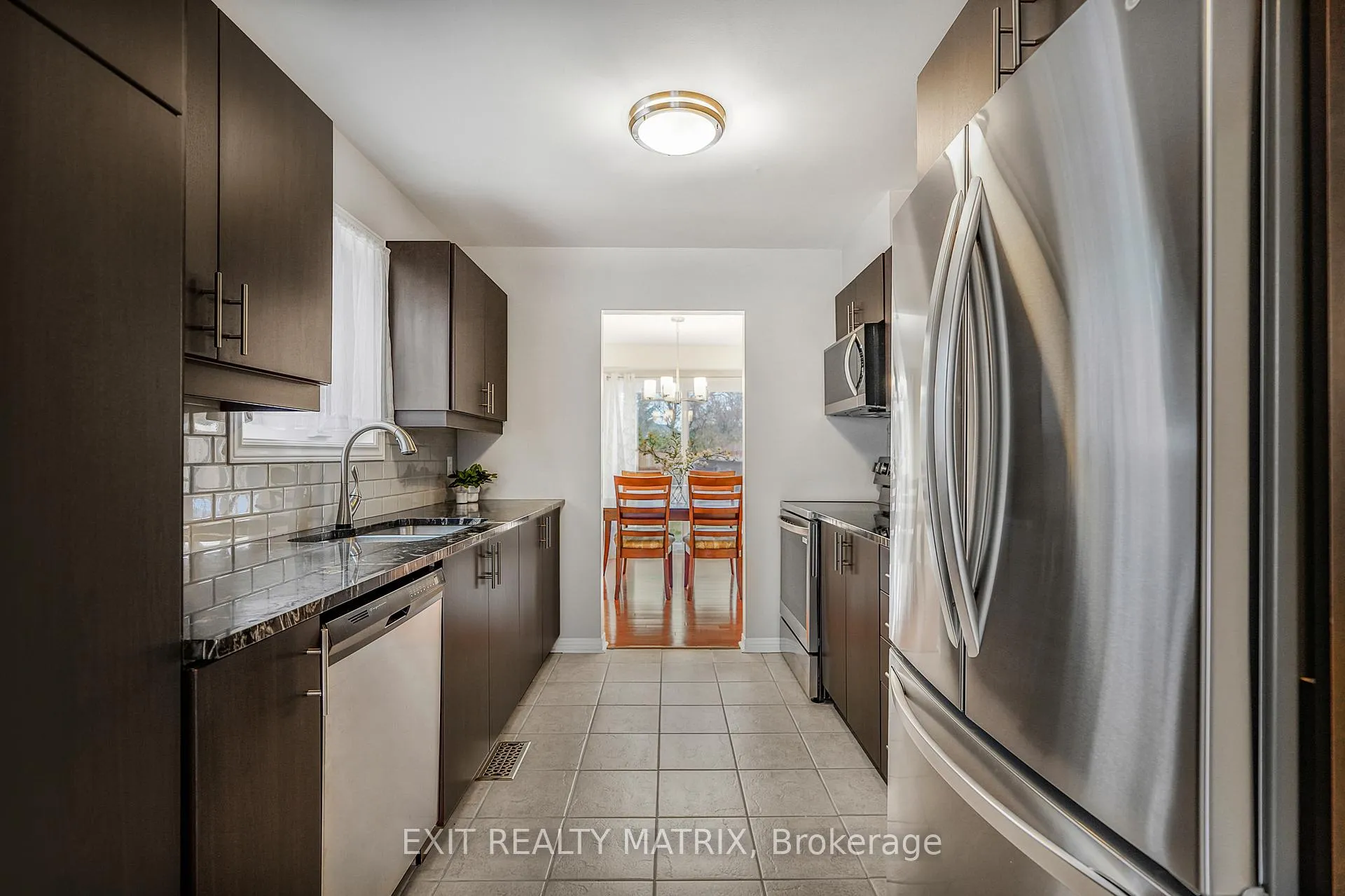 Photo 8 of 763 Clearcrest Crescent, Ottawa, Fallingbrook/Ridgemount — HOMEH