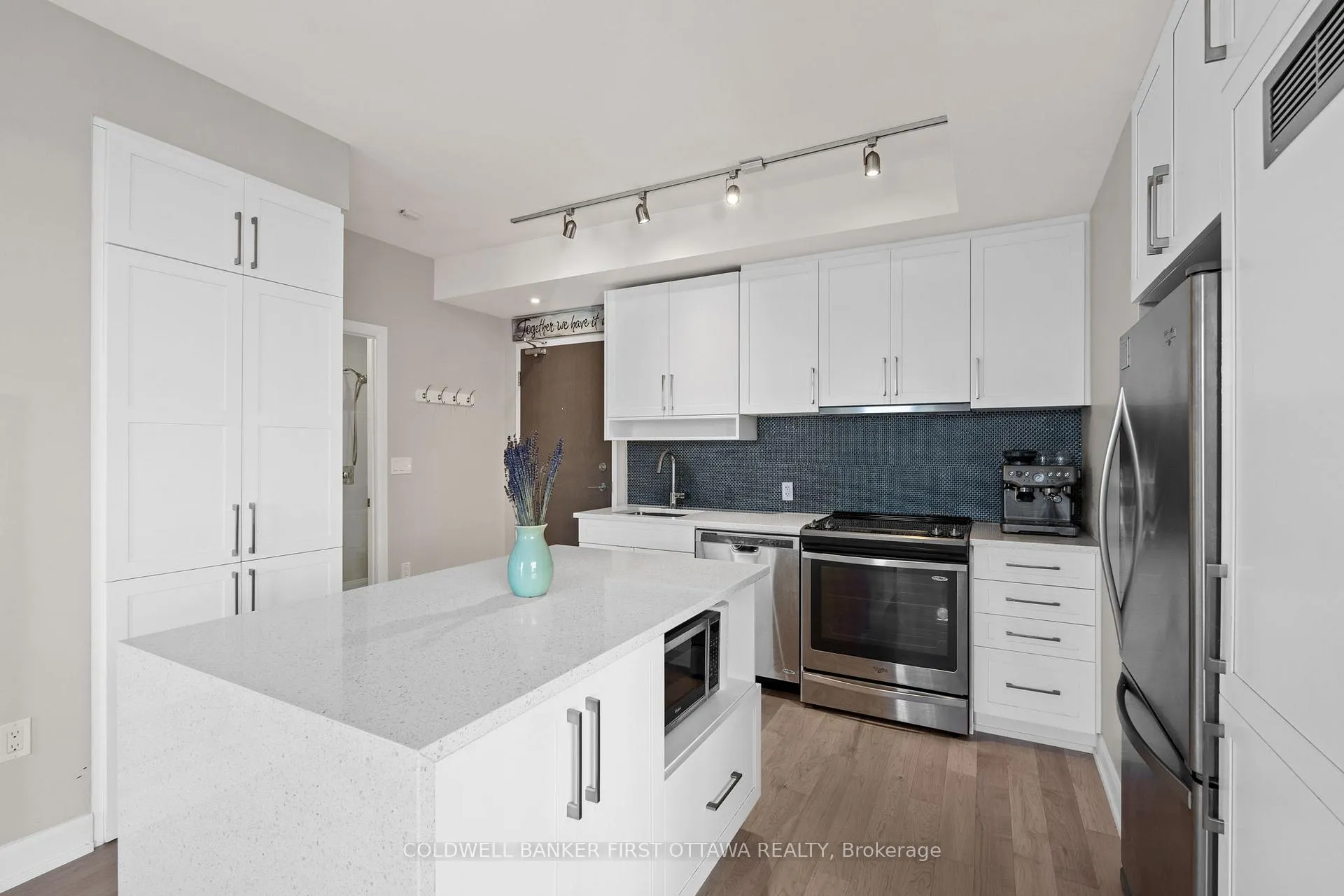Photo 12 of Unit 303, 10 Rosemount Avenue, Ottawa, Hintonburg — HOMEH