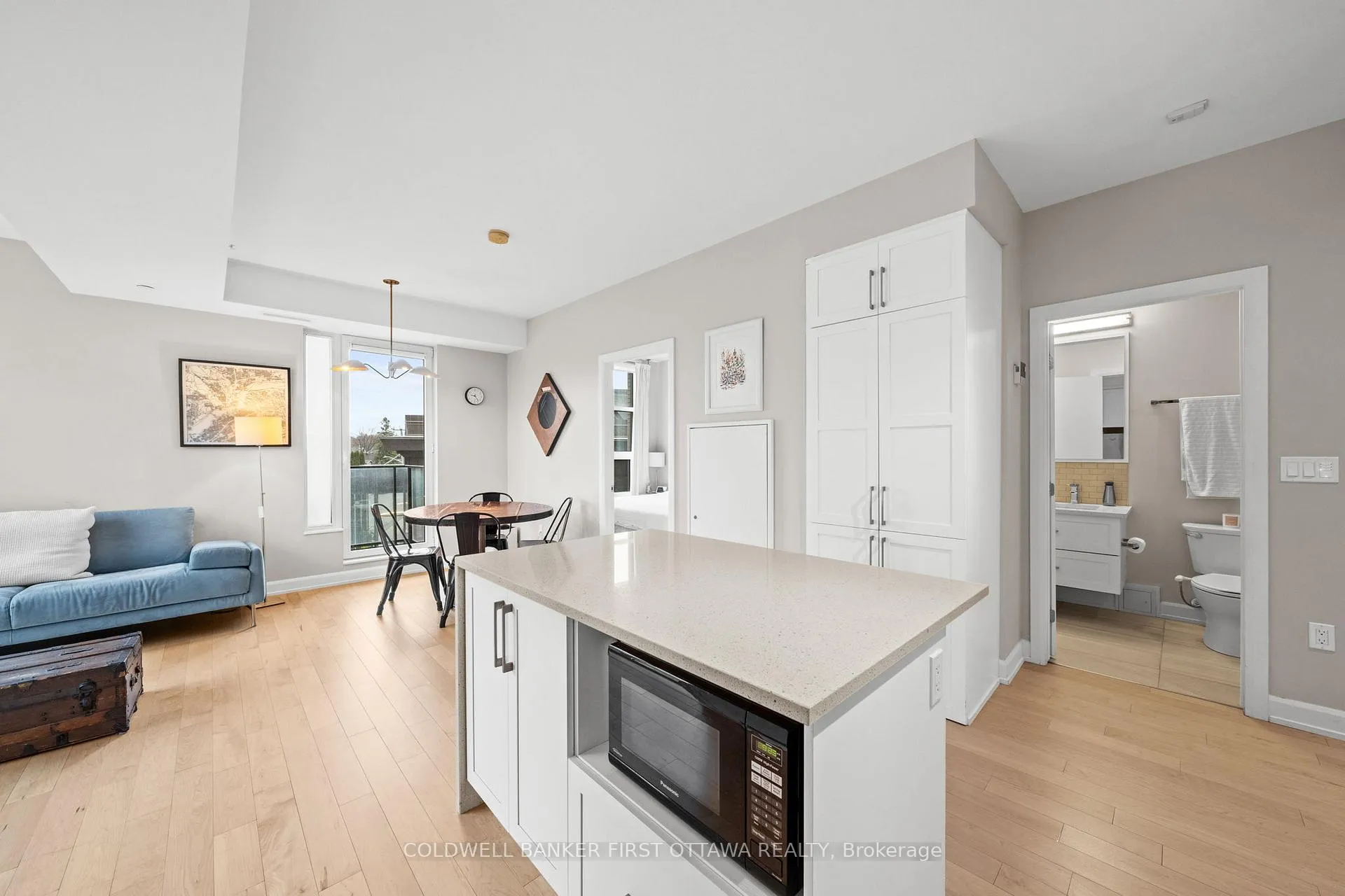 Photo 14 of Unit 303, 10 Rosemount Avenue, Ottawa, Hintonburg — HOMEH
