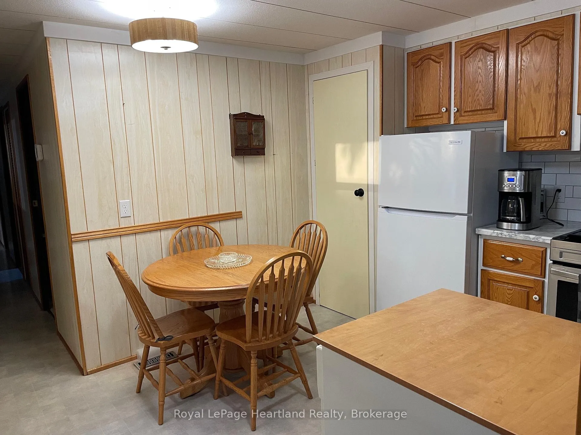 Photo 4 of 36 Sutton Drive, Ashfield-Colborne-Wawanosh, Colborne — HOMEH