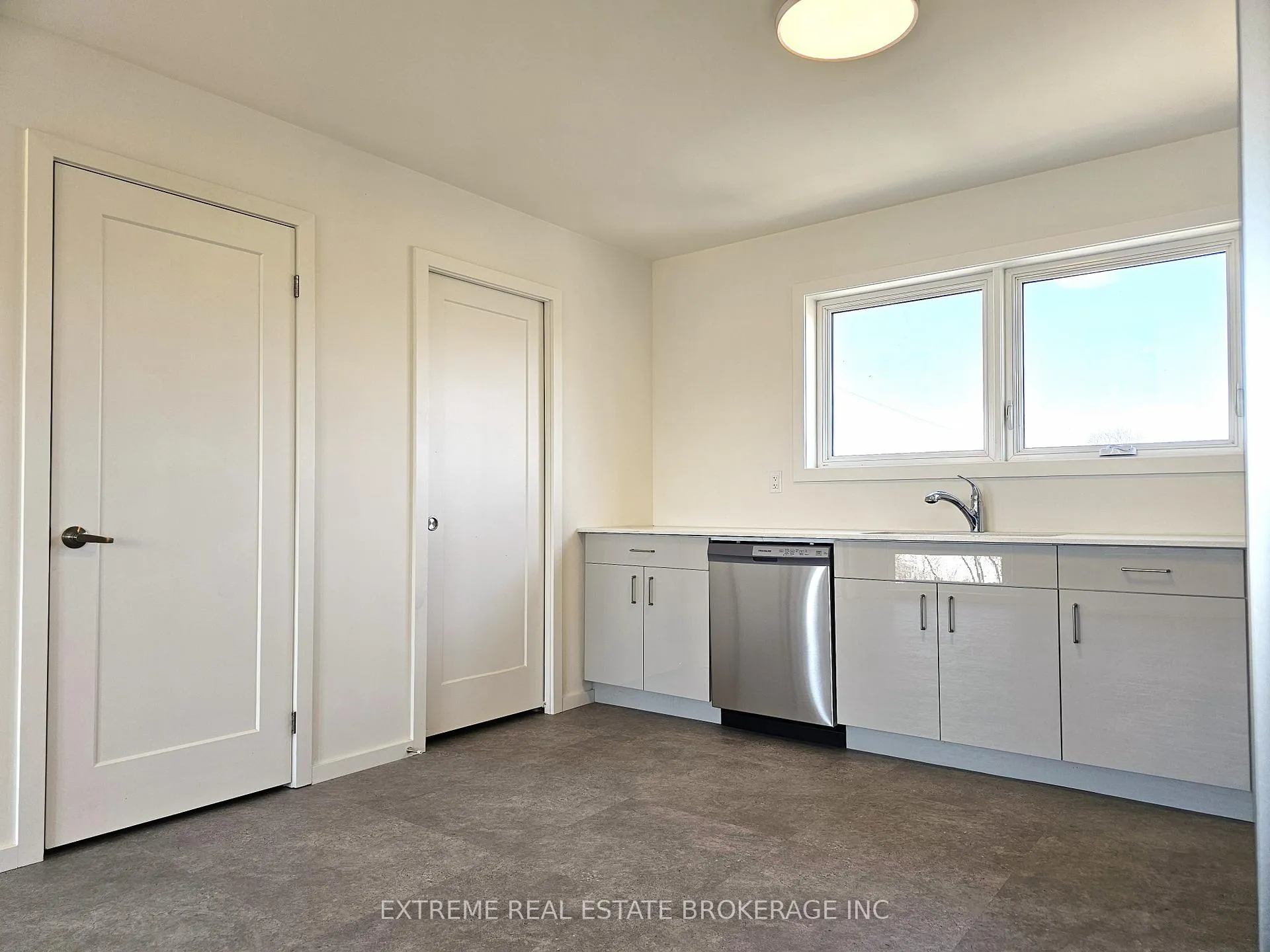 Photo 6 of Unit 3, 89 Sixth Street, Welland, Lincoln/Crowland — HOMEH