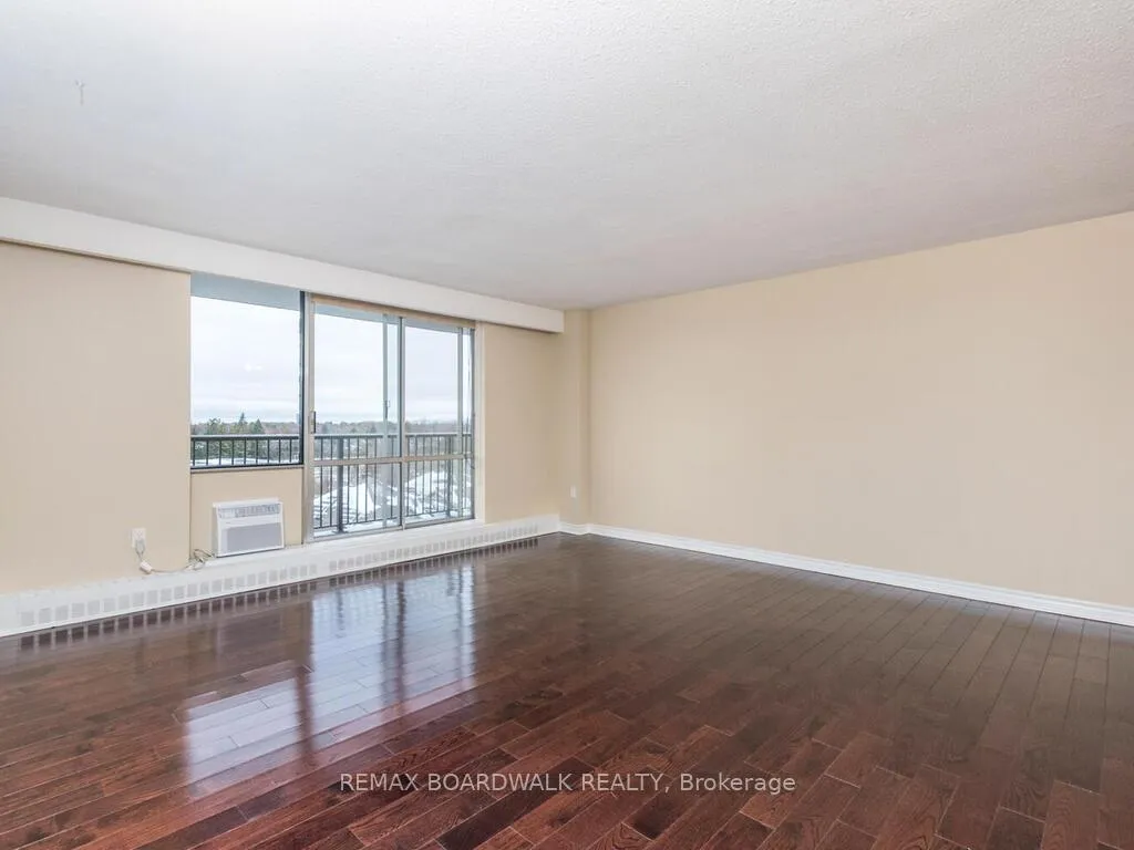 Photo 6 of Unit 709, 2400 Virginia Drive, Ottawa, Guildwood Estates - Urbandale Acres — HOMEH