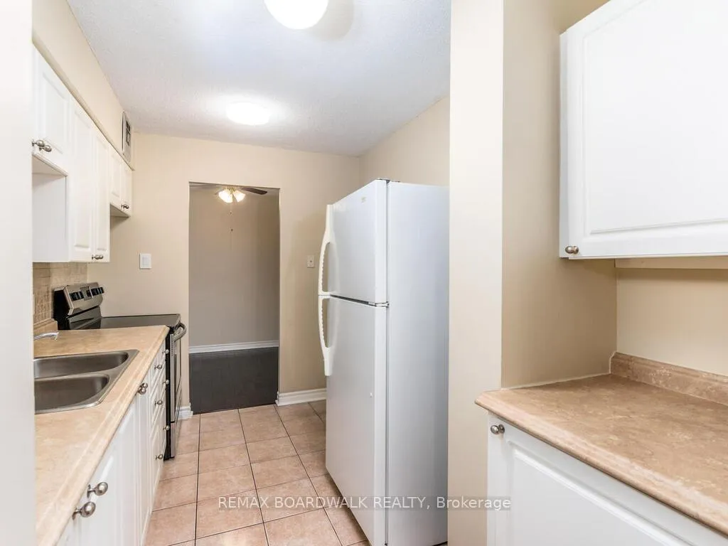 Photo 13 of Unit 709, 2400 Virginia Drive, Ottawa, Guildwood Estates - Urbandale Acres — HOMEH
