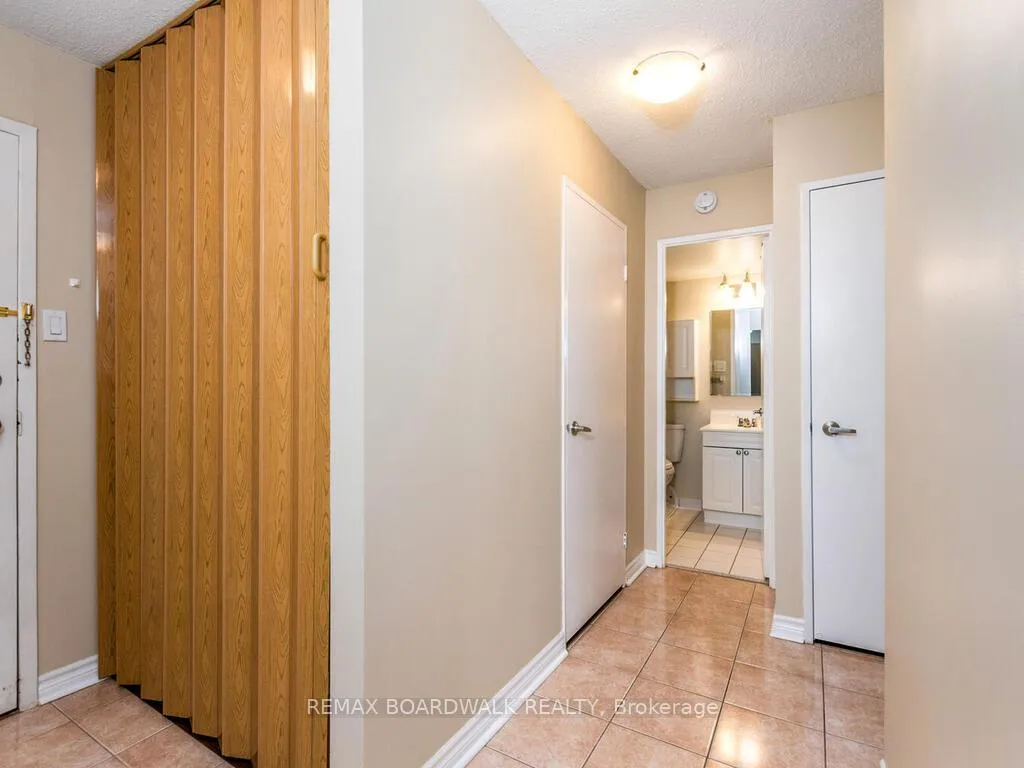 Photo 16 of Unit 709, 2400 Virginia Drive, Ottawa, Guildwood Estates - Urbandale Acres — HOMEH