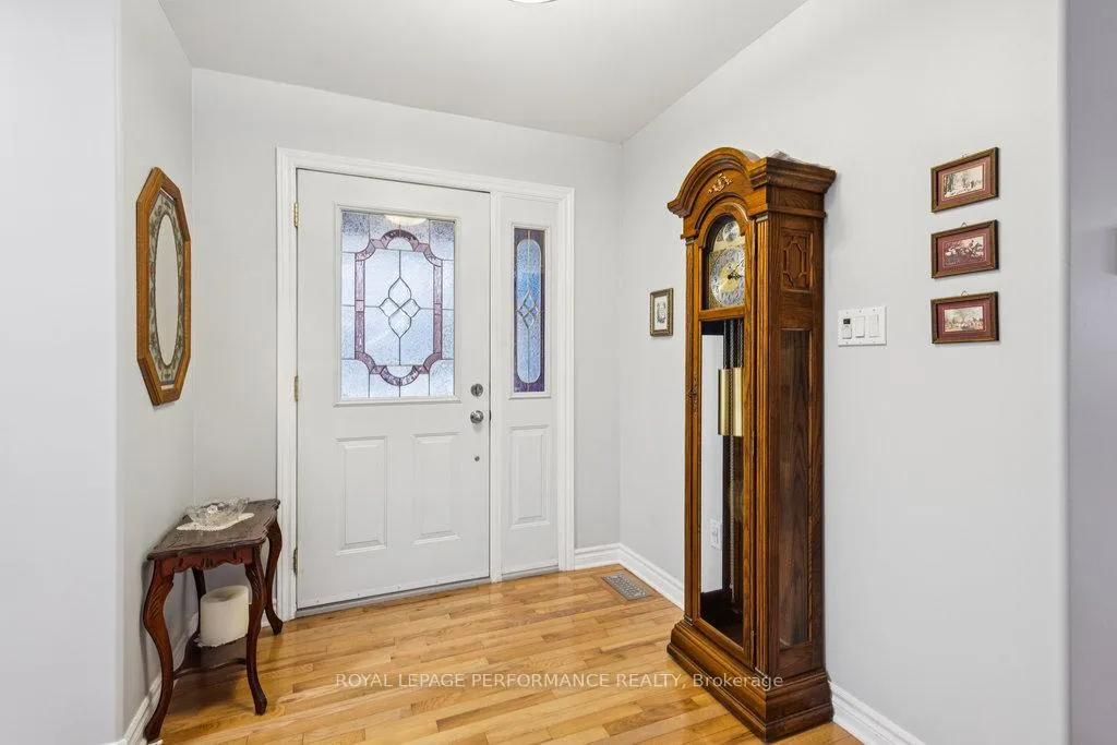 Photo 2 of 7051 Donwel Drive, Ottawa, Greely — HOMEH