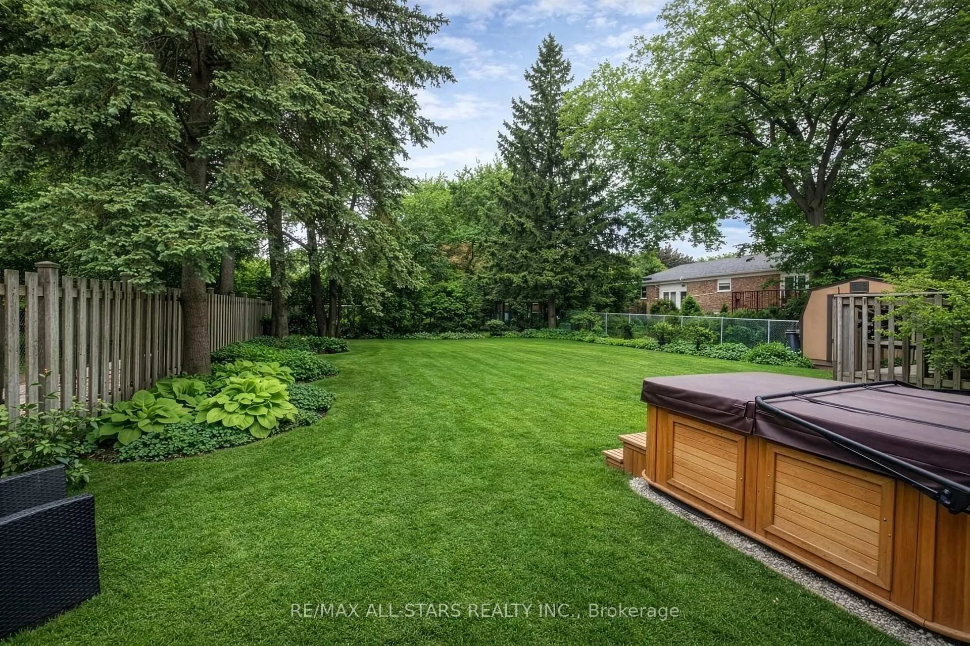 Photo 7 of 872 Law Street, Oshawa, Centennial — HOMEH