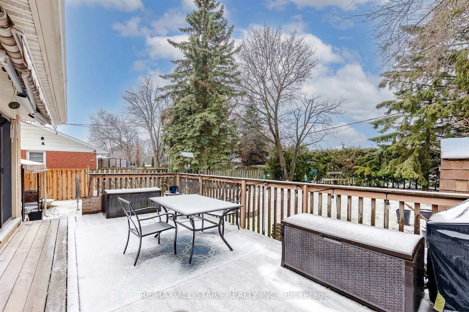 Photo 9 of 872 Law Street, Oshawa, Centennial — HOMEH