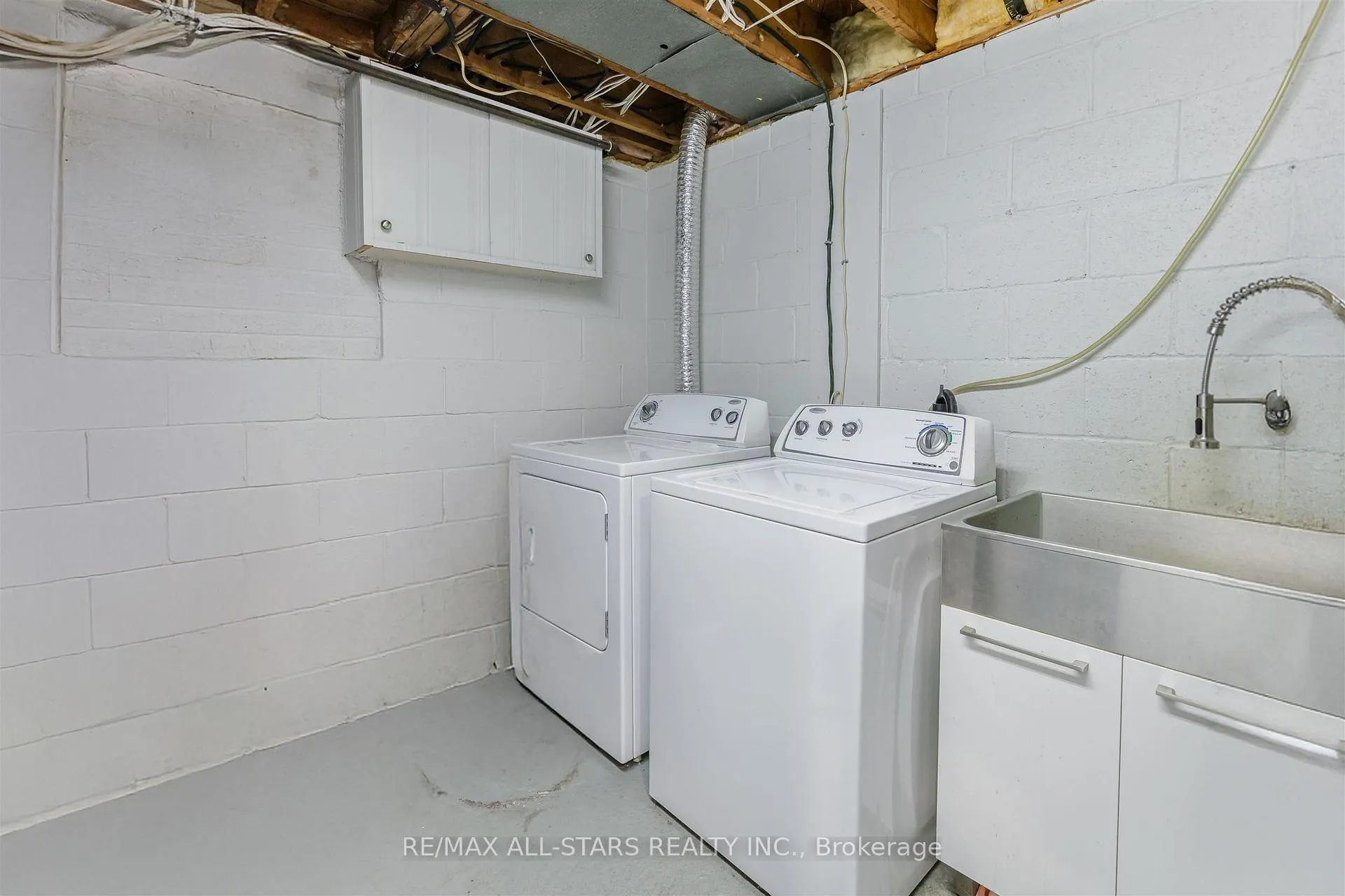 Photo 10 of 872 Law Street, Oshawa, Centennial — HOMEH