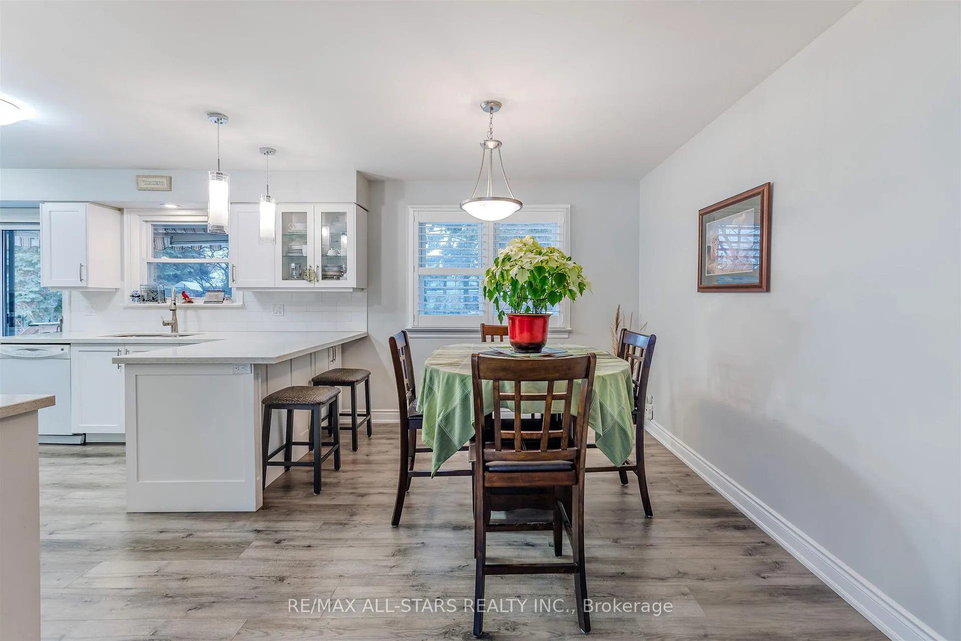 Photo 33 of 872 Law Street, Oshawa, Centennial — HOMEH